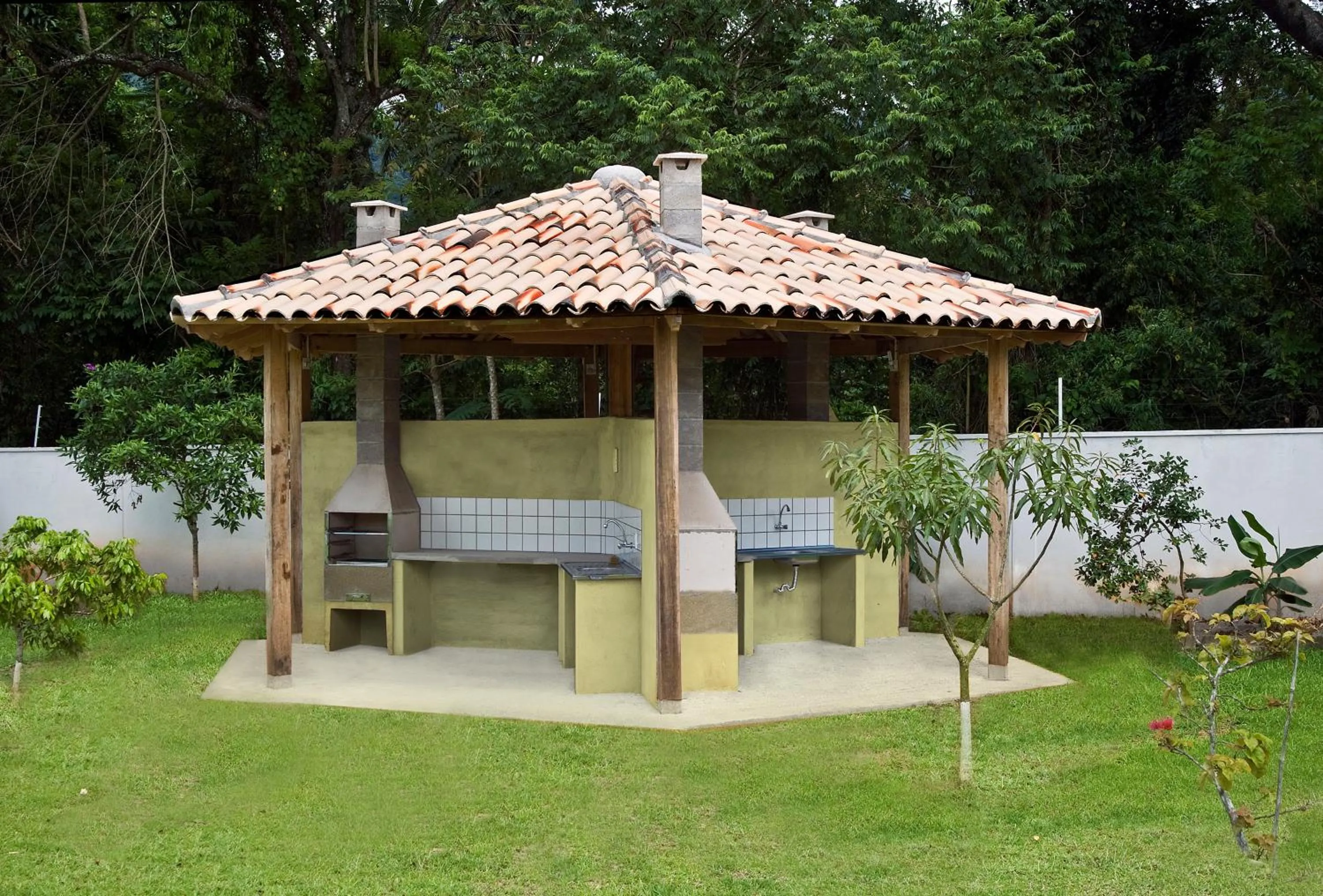 BBQ facilities in Costabela Apart Hotel e Pousada