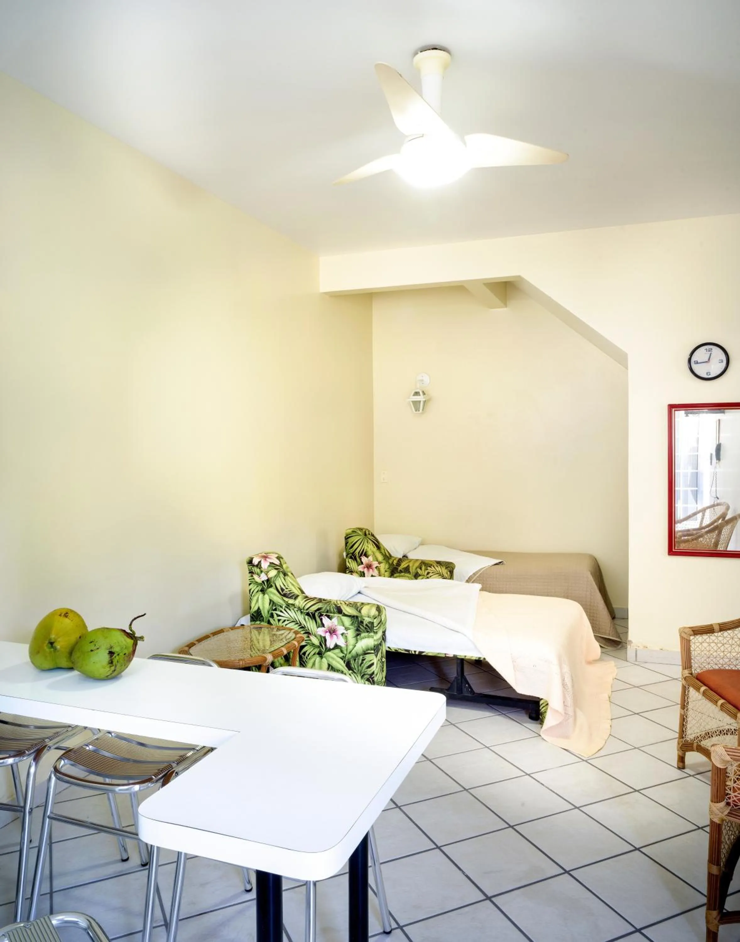 Photo of the whole room, Bed in Costabela Apart Hotel e Pousada