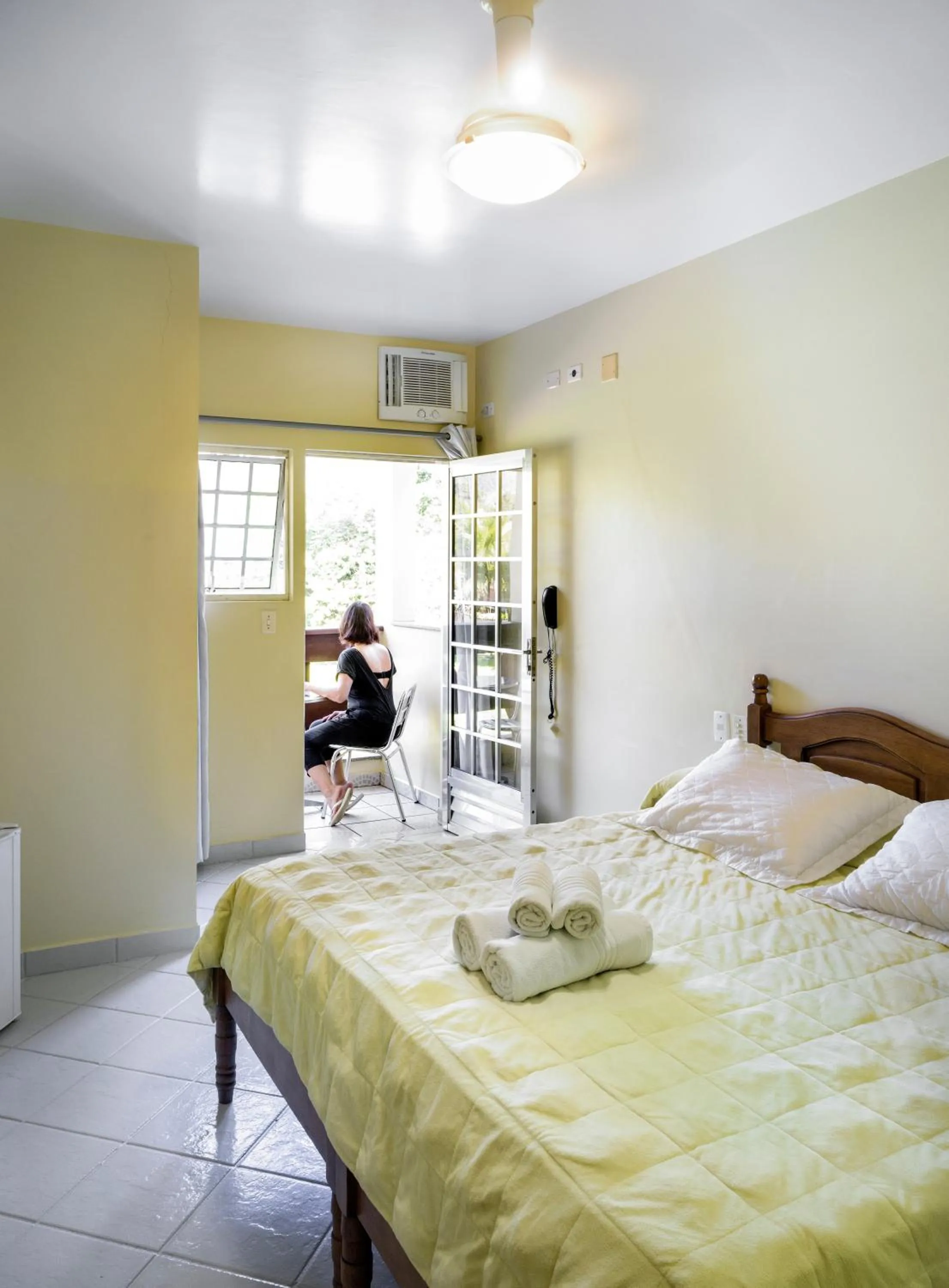 Photo of the whole room, Bed in Costabela Apart Hotel e Pousada