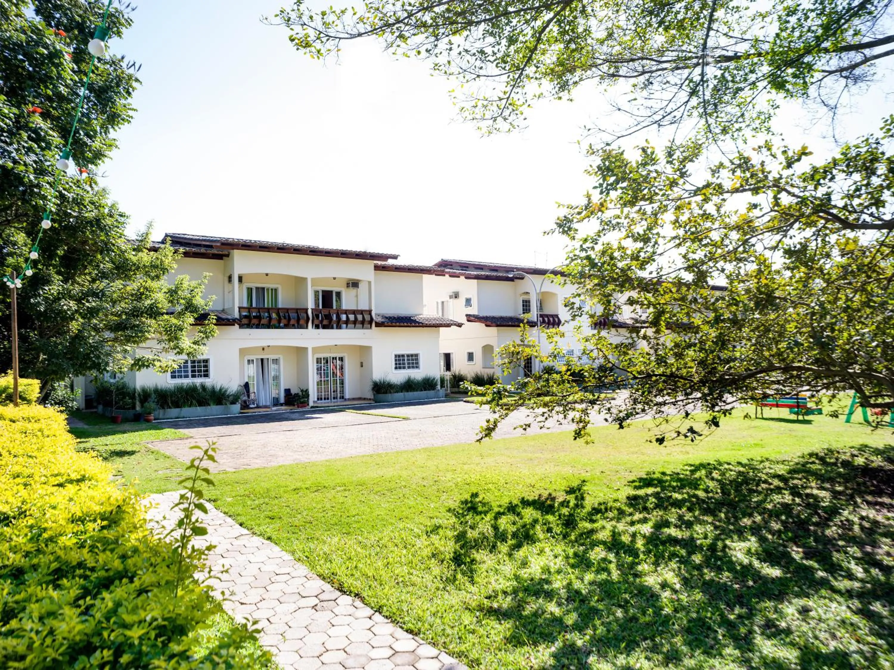 Property building in Costabela Apart Hotel e Pousada