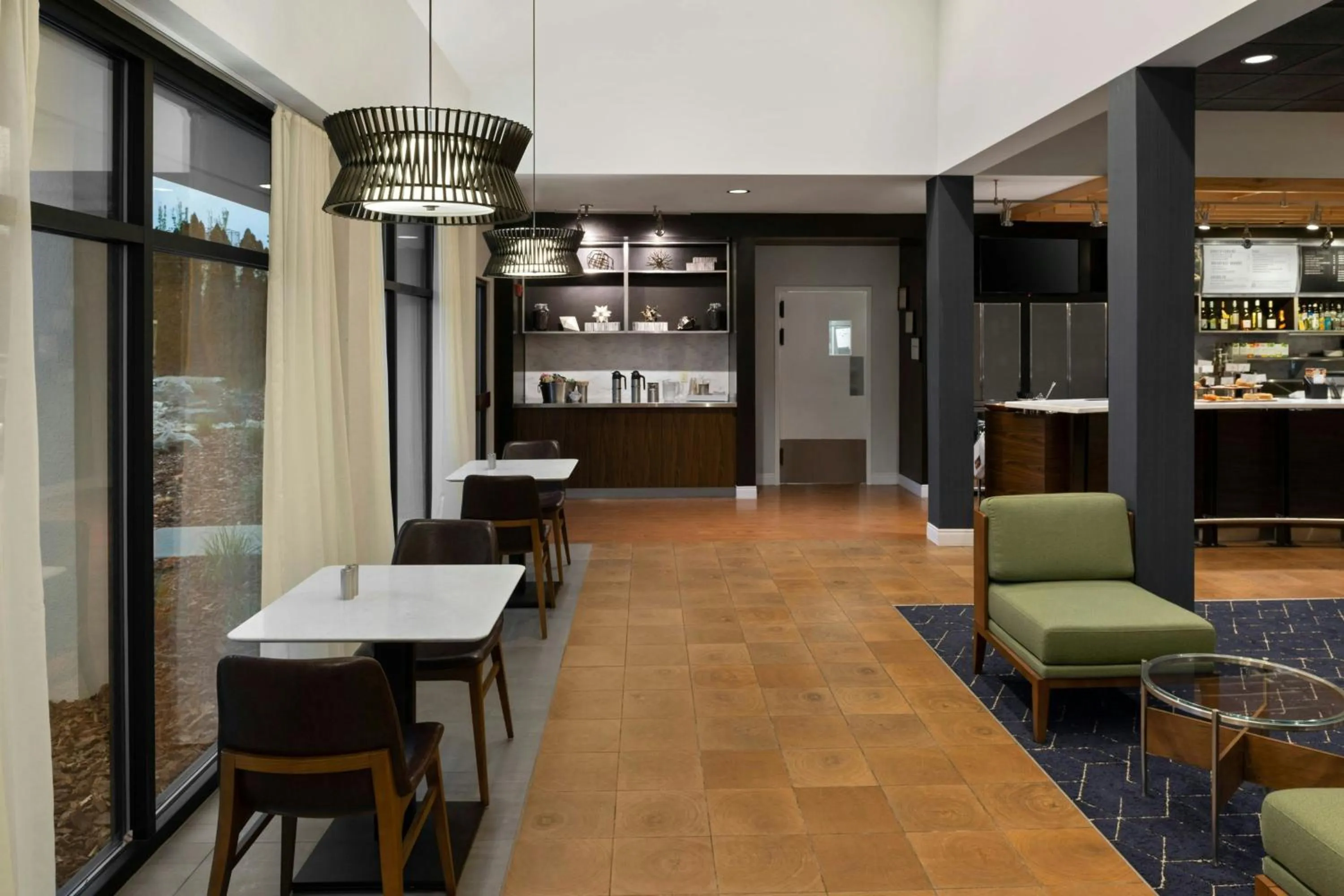 Restaurant/places to eat in Courtyard Boise Downtown