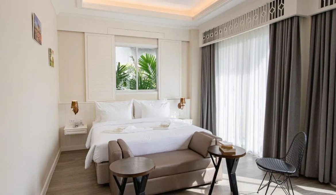 Bedroom, Bed in Siam Tharadol