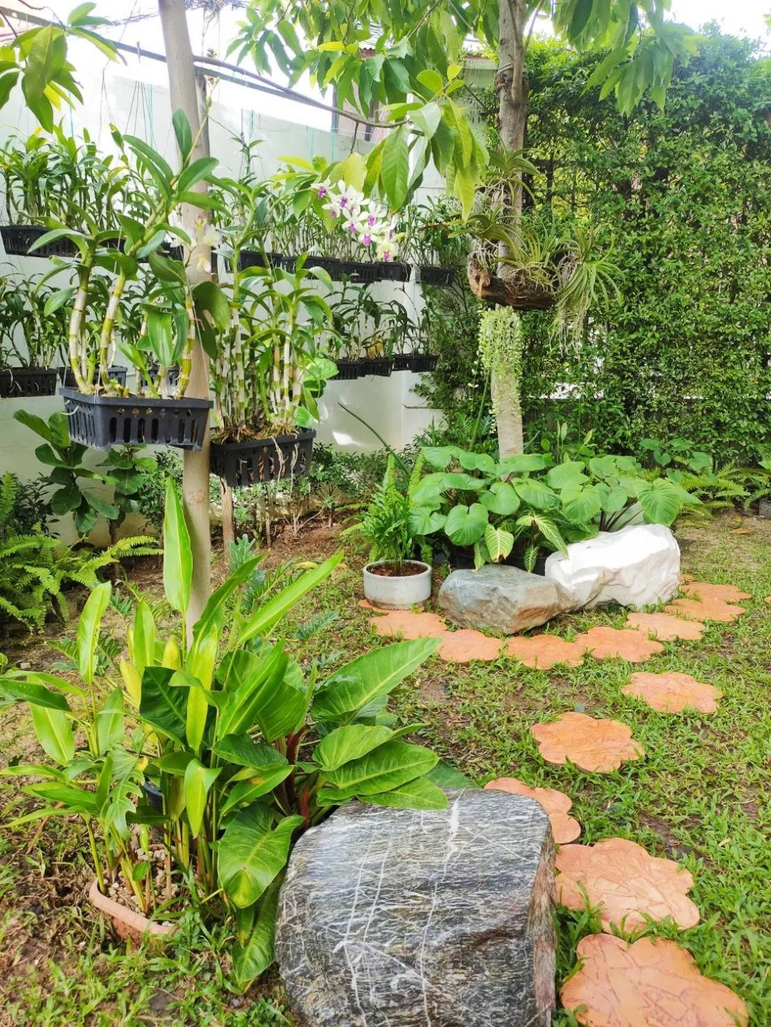 Garden in Siam Tharadol
