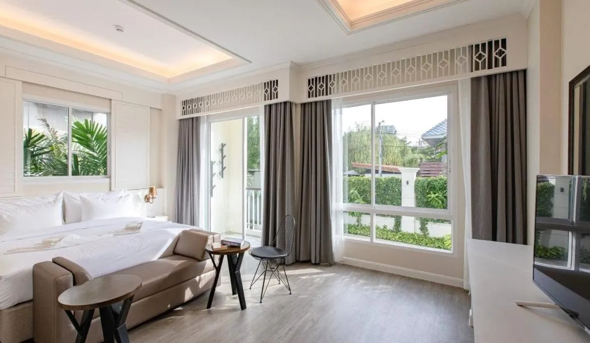 Bedroom, Bed in Siam Tharadol