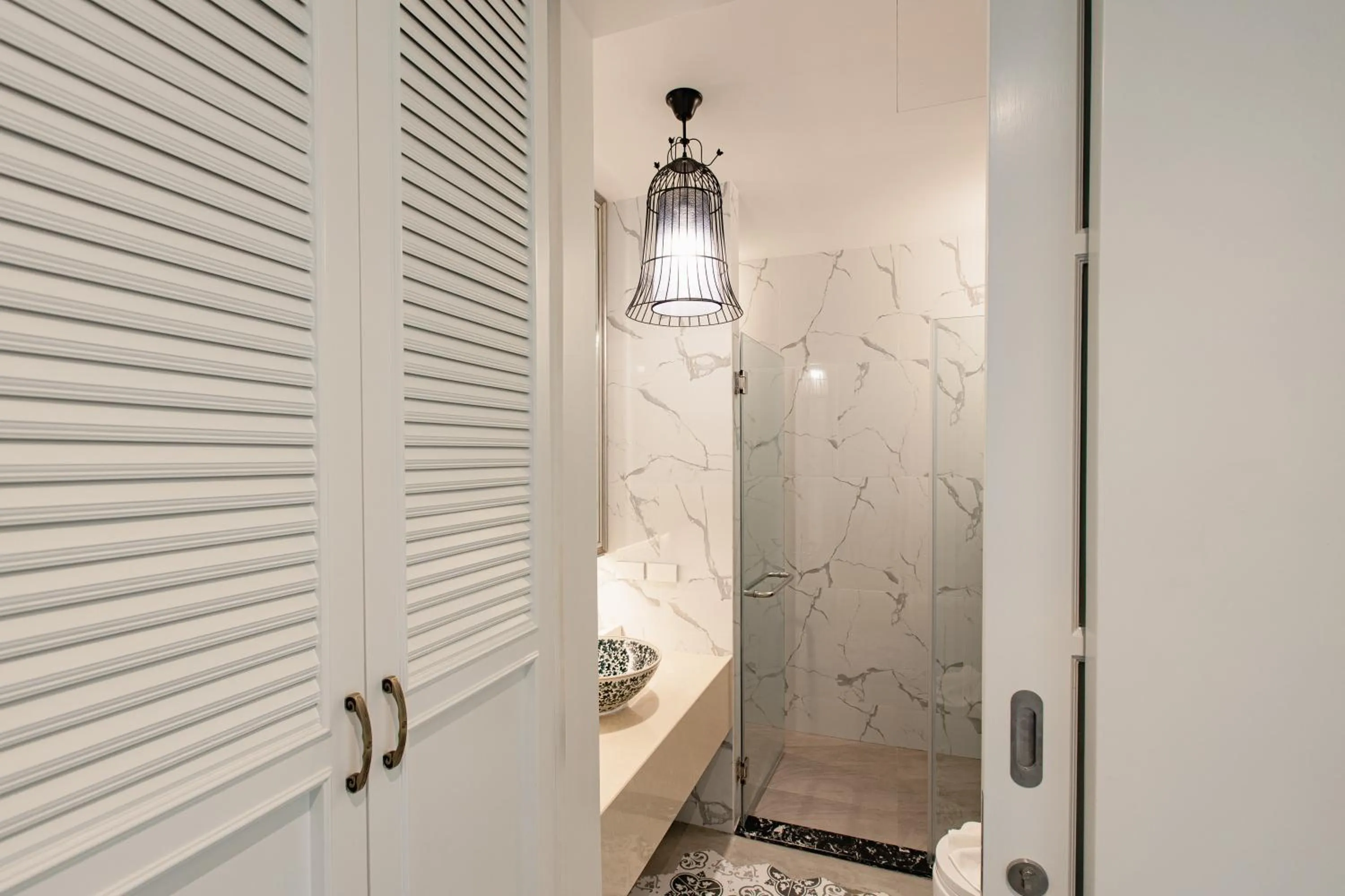 Bathroom in Siam Tharadol