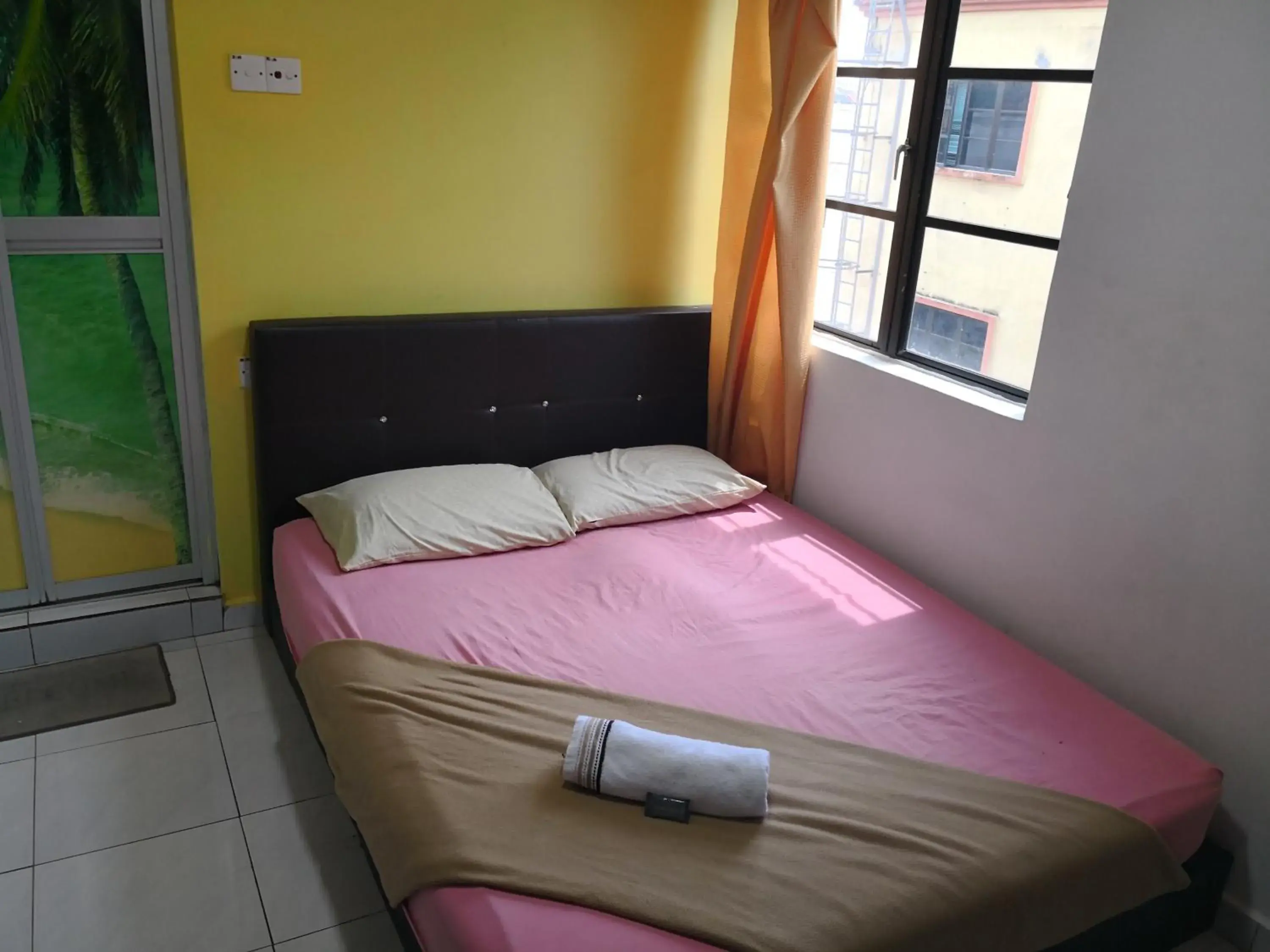 Bedroom, Bed in Kristal Inn Hotel UITM Shah Alam Bedroom, Bed in Kristal Inn Hotel UITM Shah Alam