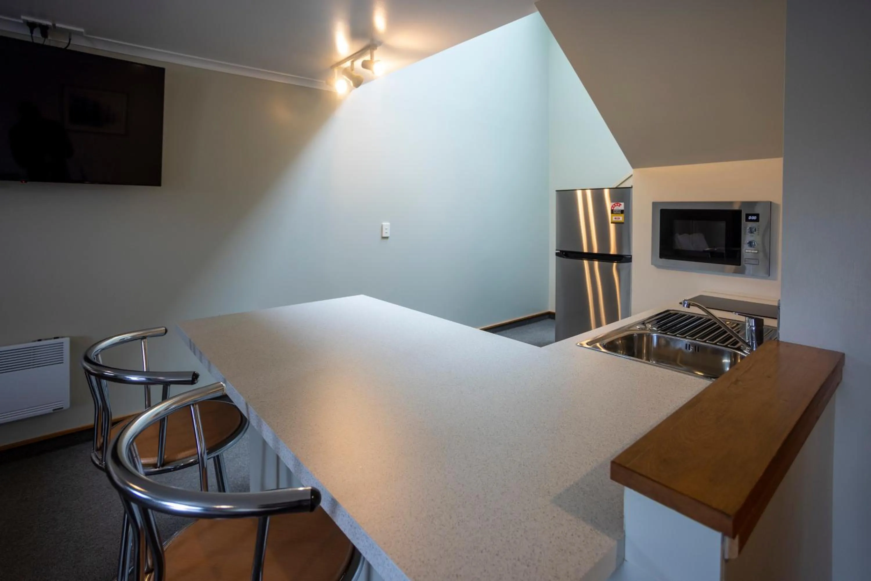 Kitchen or kitchenette in Haast Beach Motel