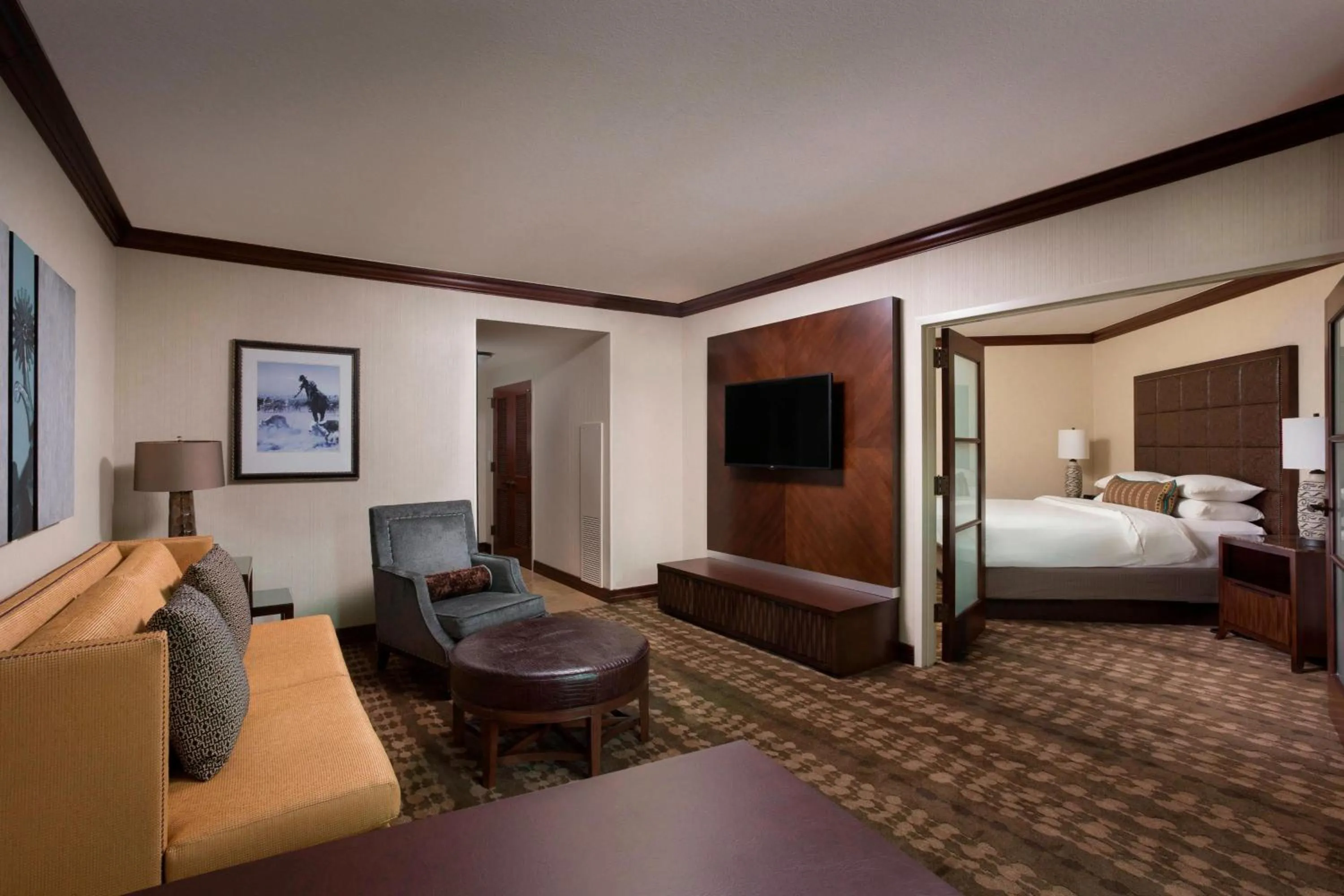 Bedroom, Bed in Gaylord Texan Resort and Convention Center