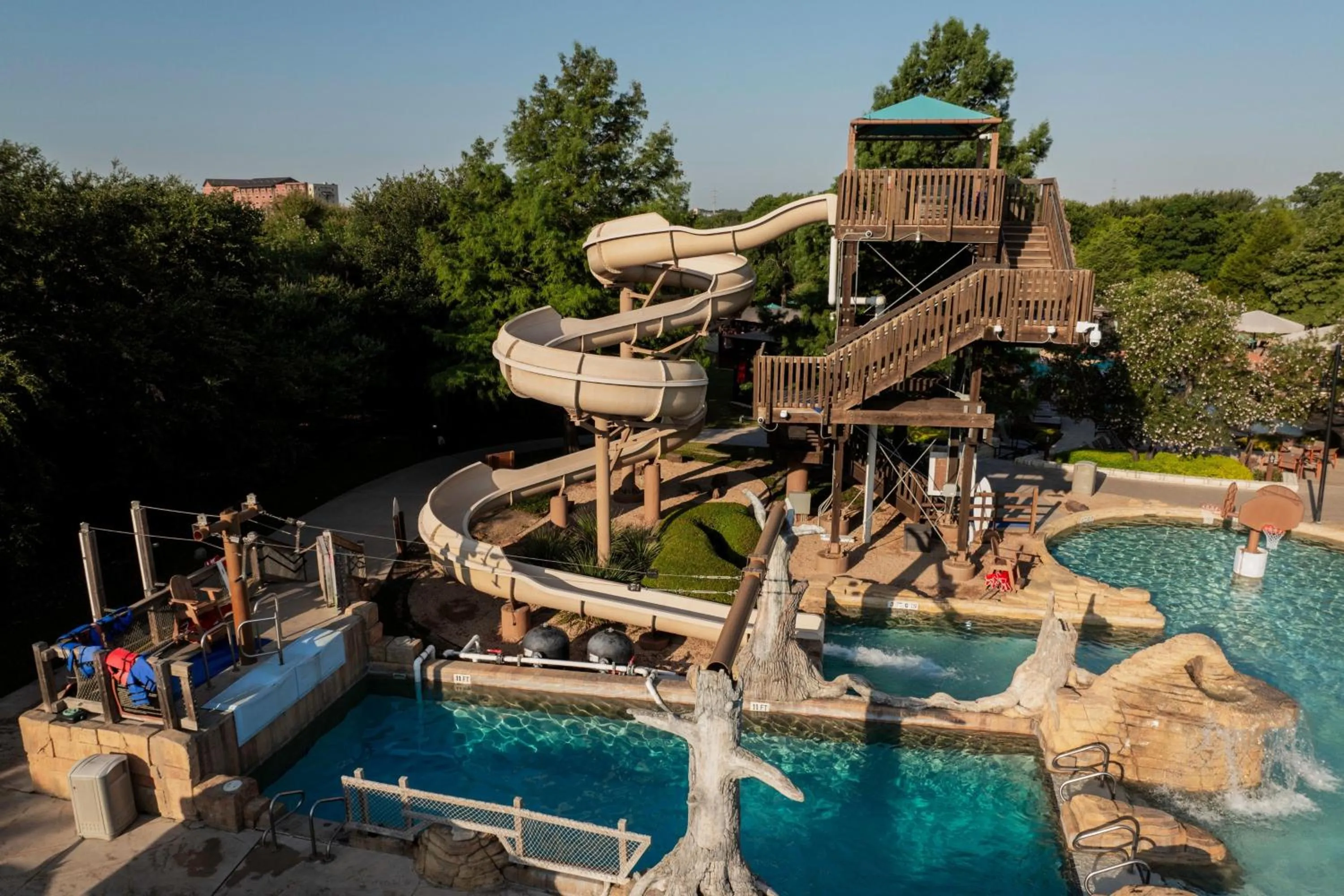 Fitness centre/facilities in Gaylord Texan Resort and Convention Center