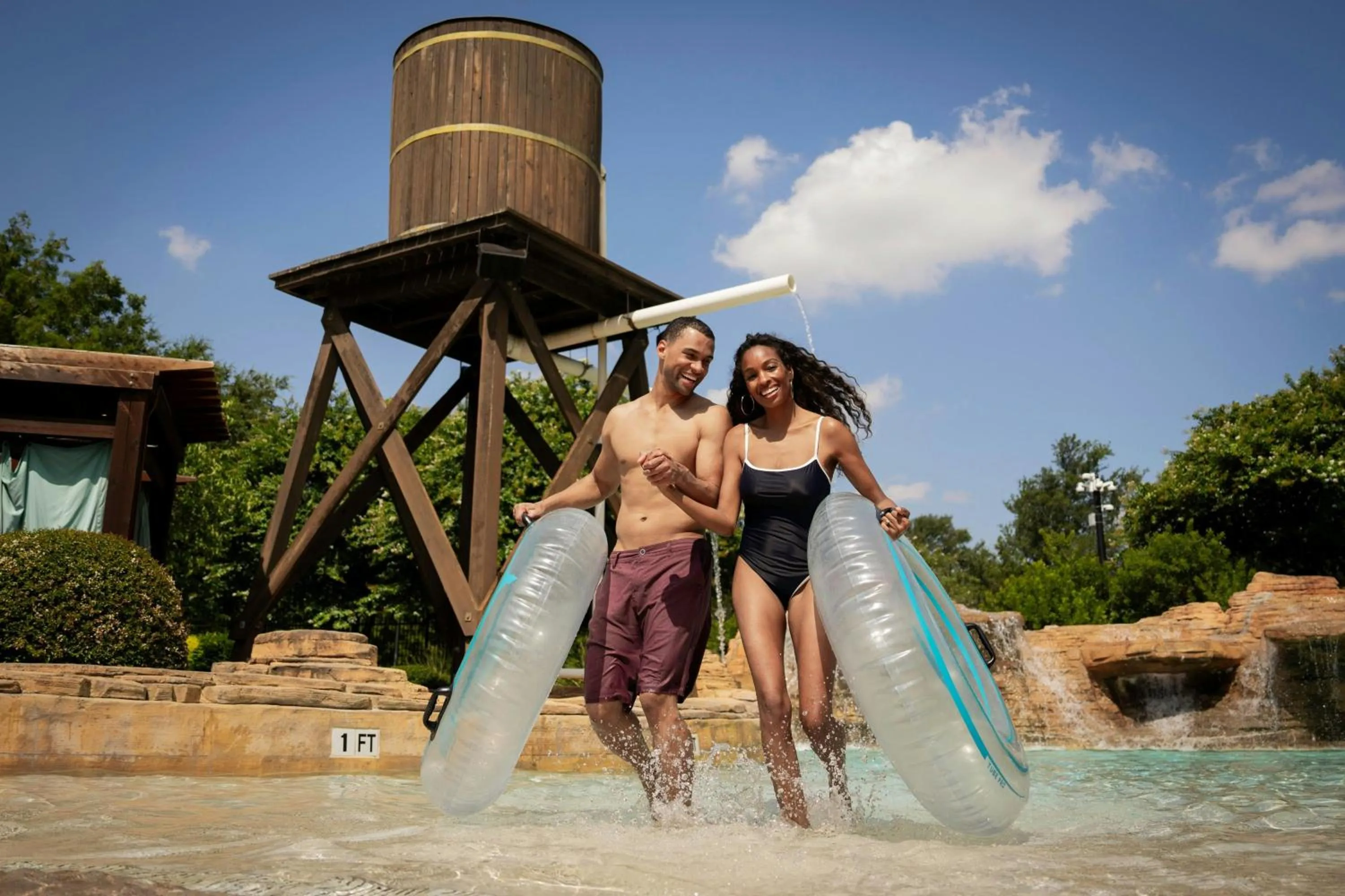 Swimming pool in Gaylord Texan Resort and Convention Center