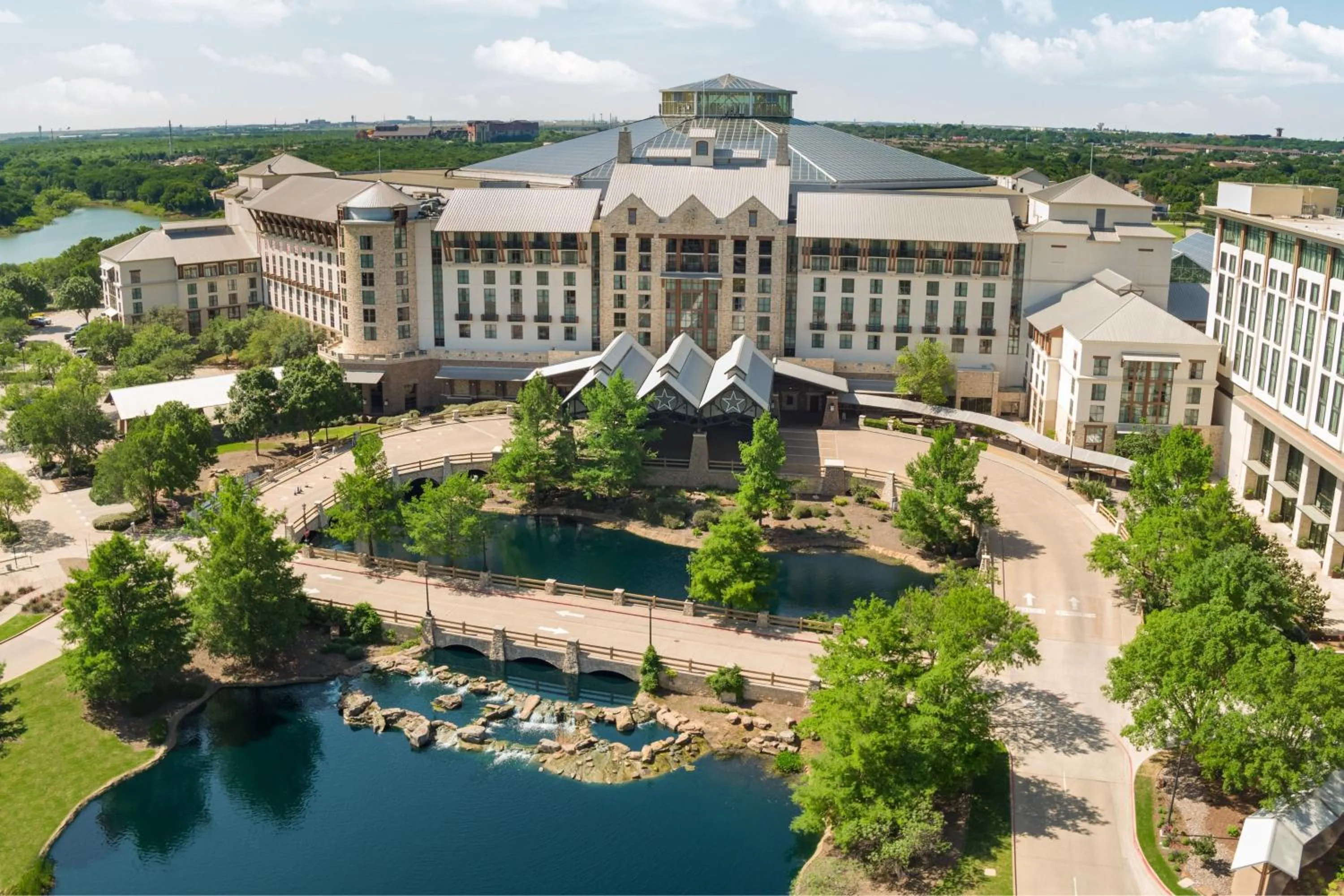 Property building in Gaylord Texan Resort and Convention Center