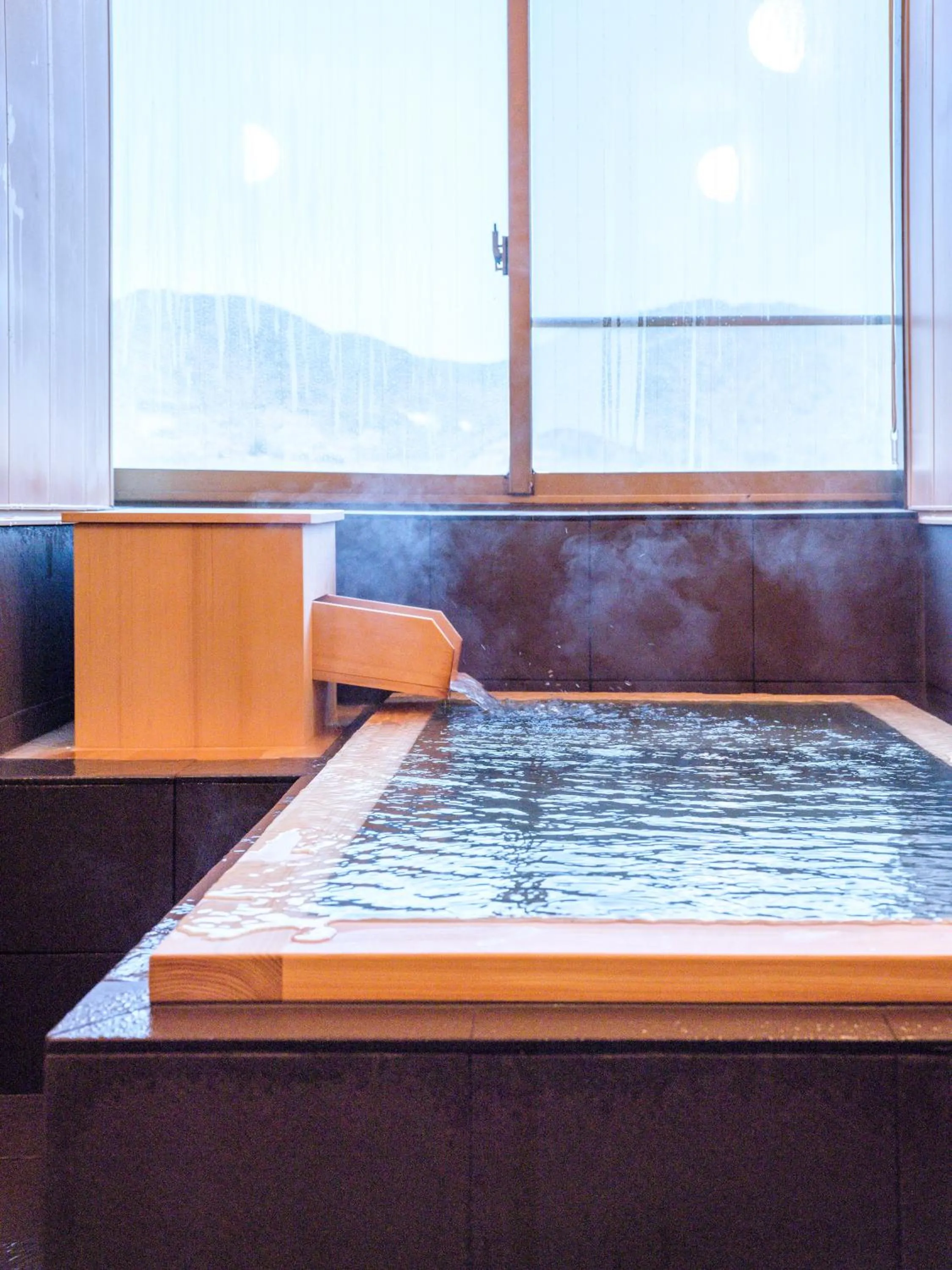 Hot Spring Bath in Uesugi no Miyu Gotenmori