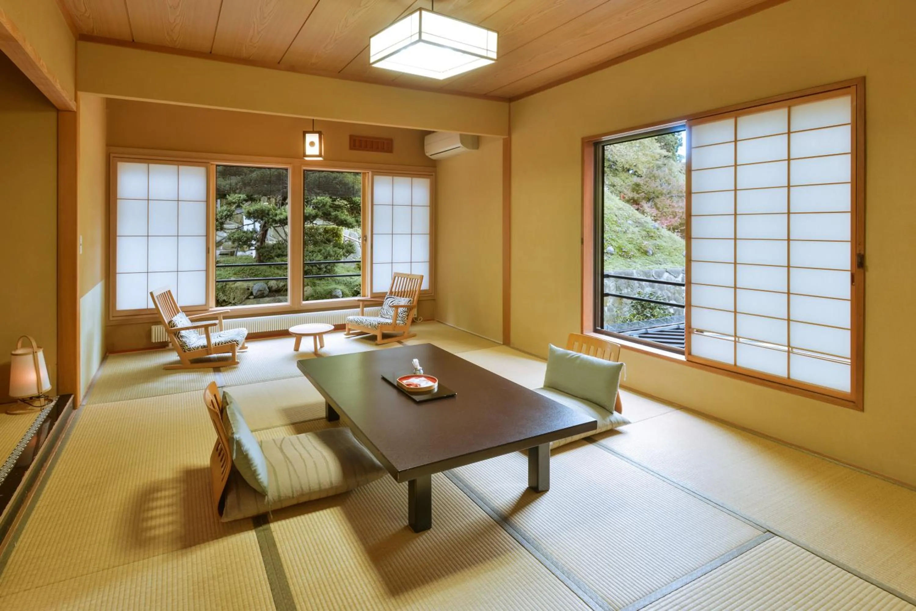 Photo of the whole room in Uesugi no Miyu Gotenmori