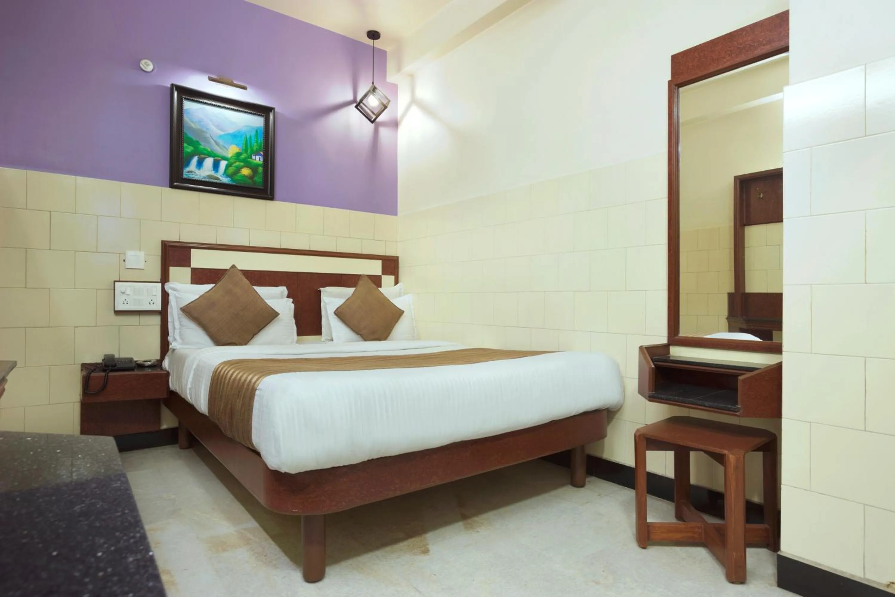 Mannars Yatri Nivas Hotel