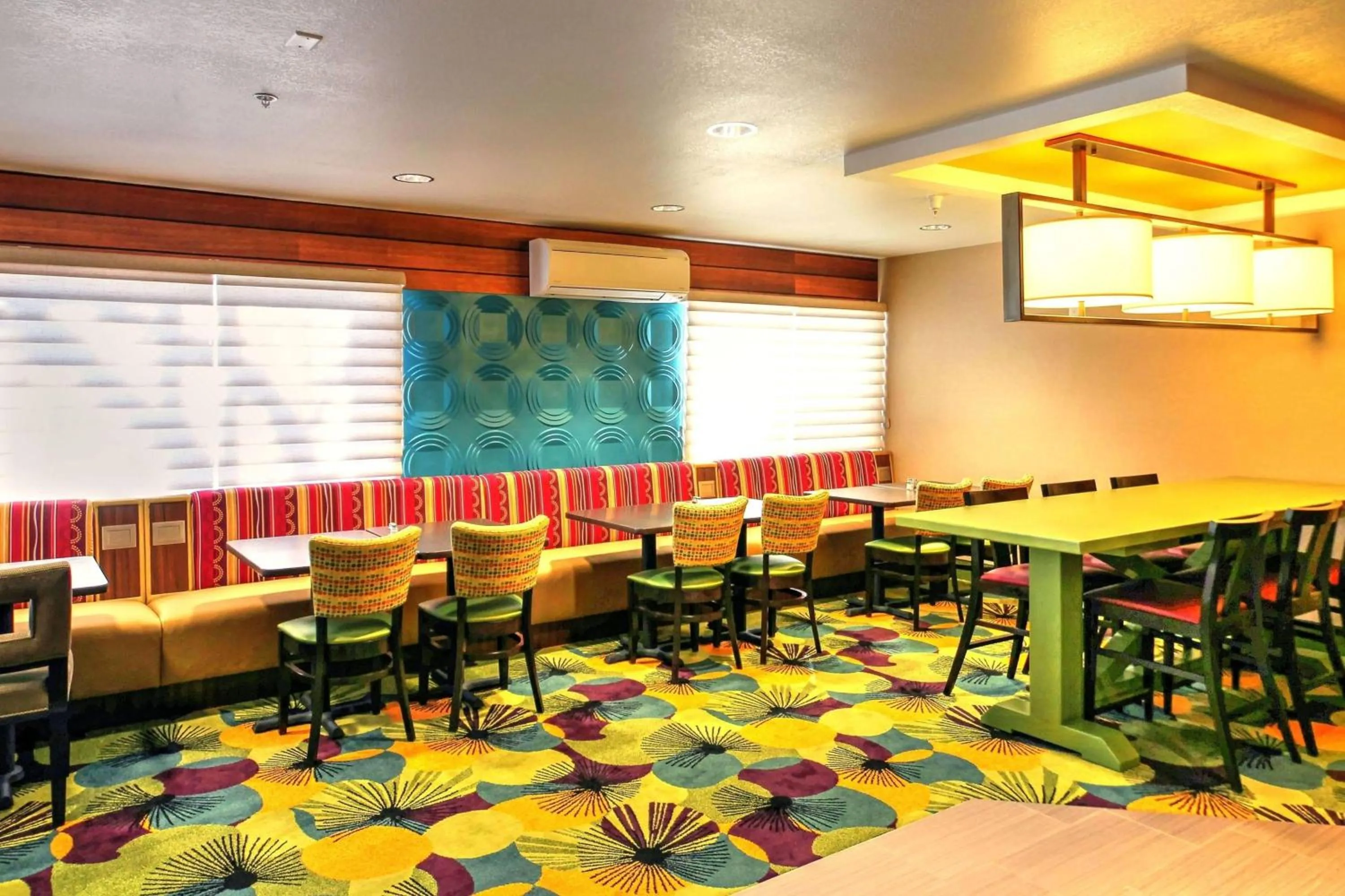 Breakfast in Fairfield Inn Boise Airport