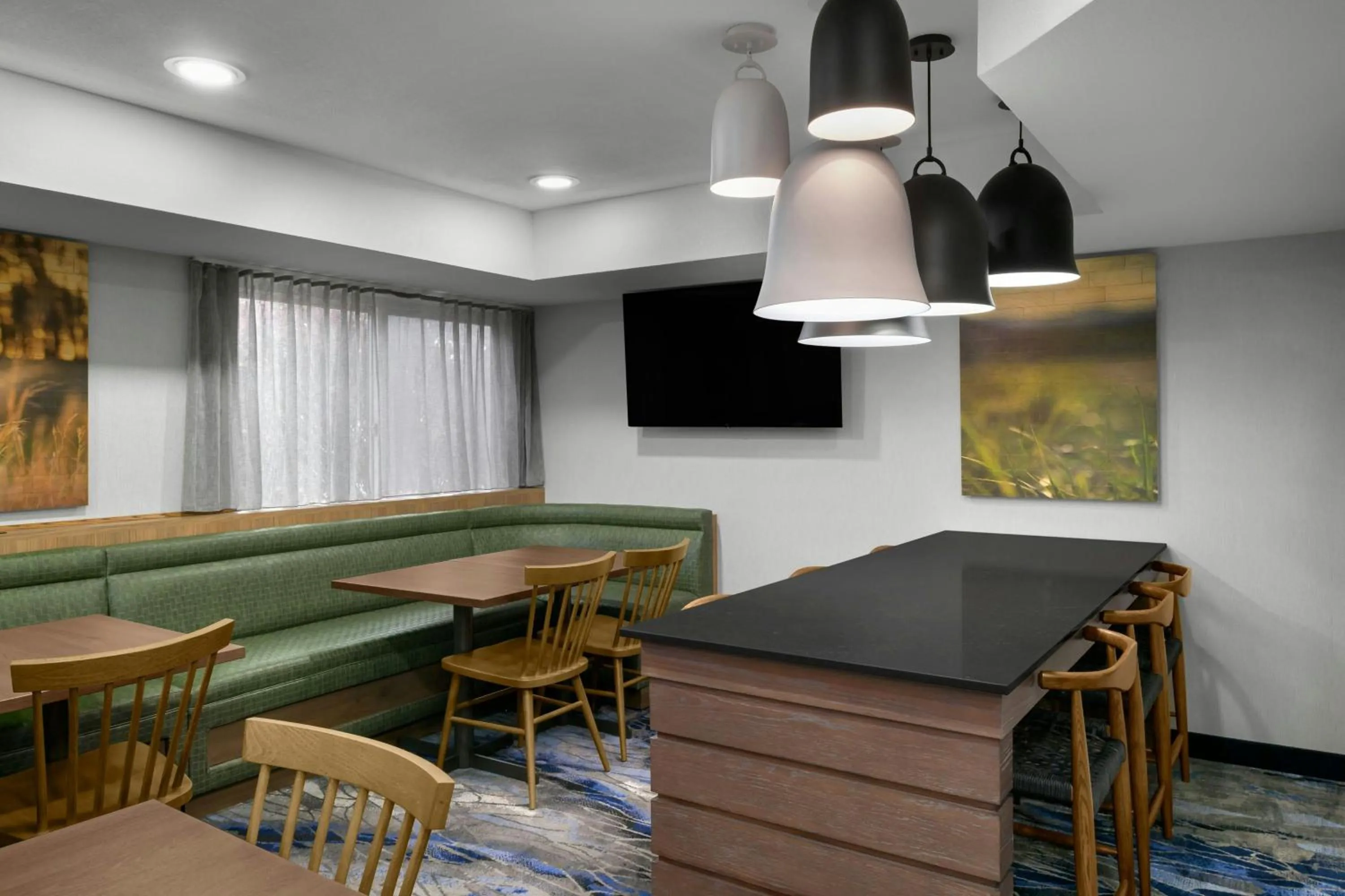 Breakfast in Fairfield Inn Boise Airport