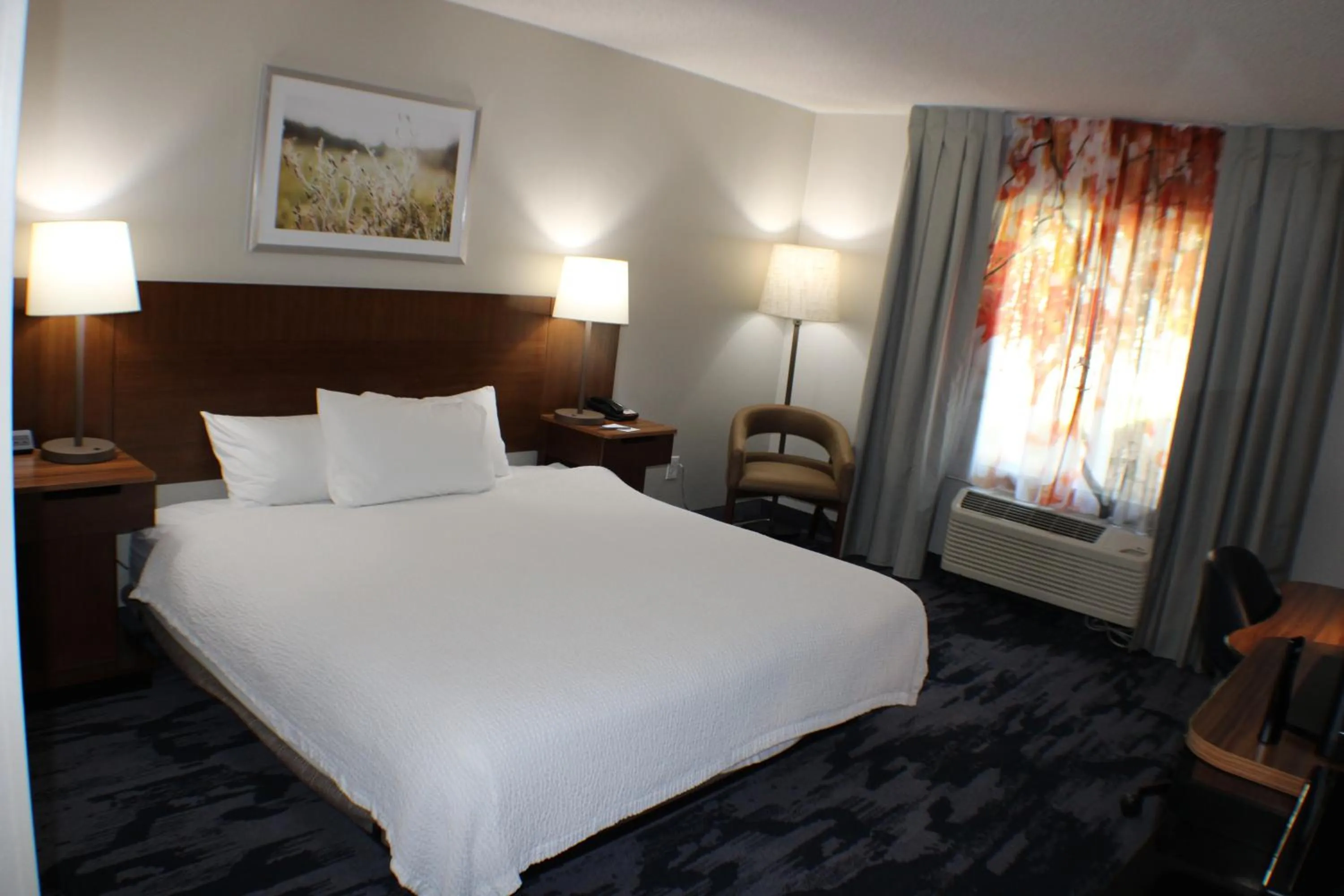 Photo of the whole room, Bed in Fairfield Inn Boise Airport