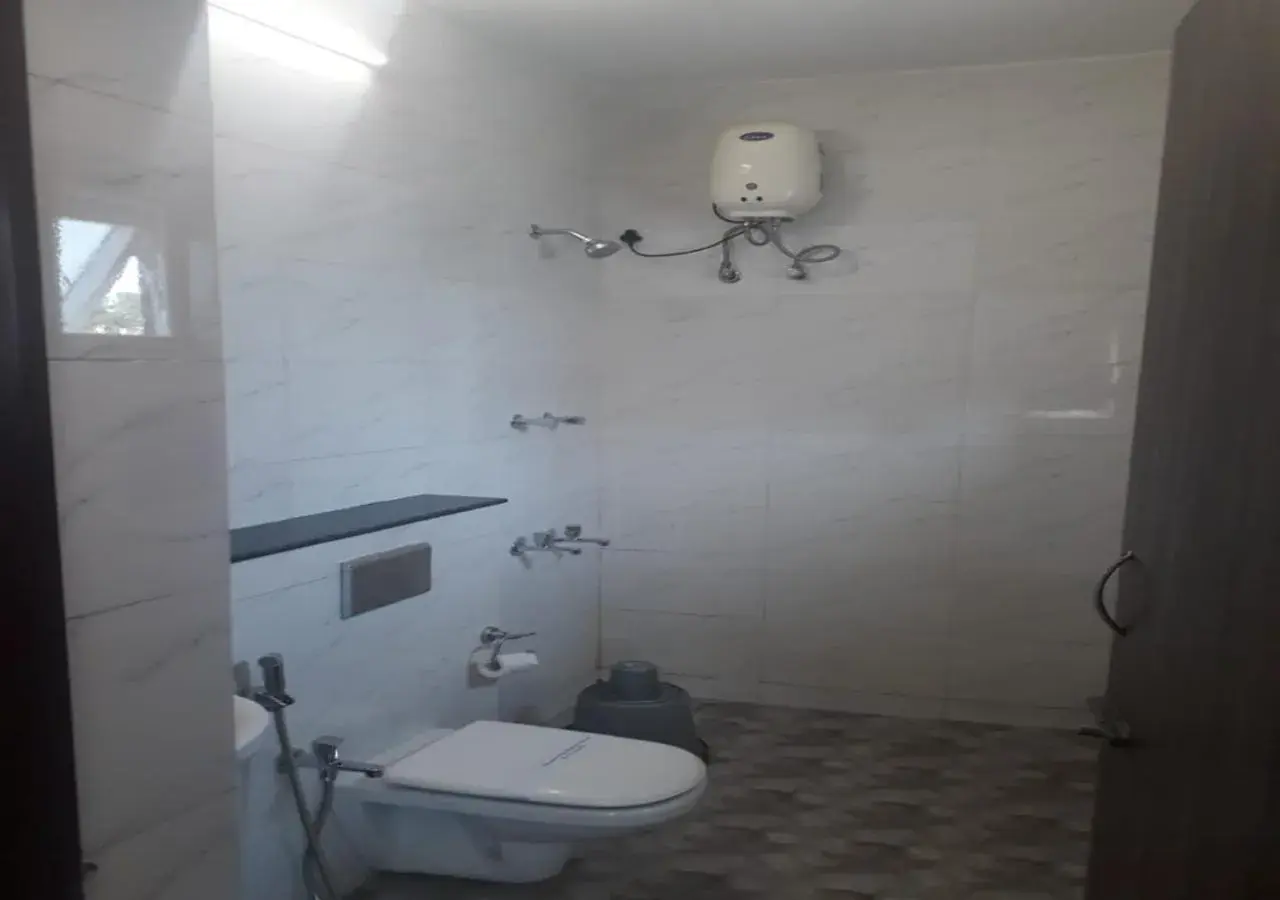 Bathroom in Season 4 Residences - Nungambakkam Near US consulate, Apollo Hospital, Shankar Nethralaya Bathroom in Season 4 Residences - Nungambakkam Near US consulate, Apollo Hospital, Shankar Nethralaya