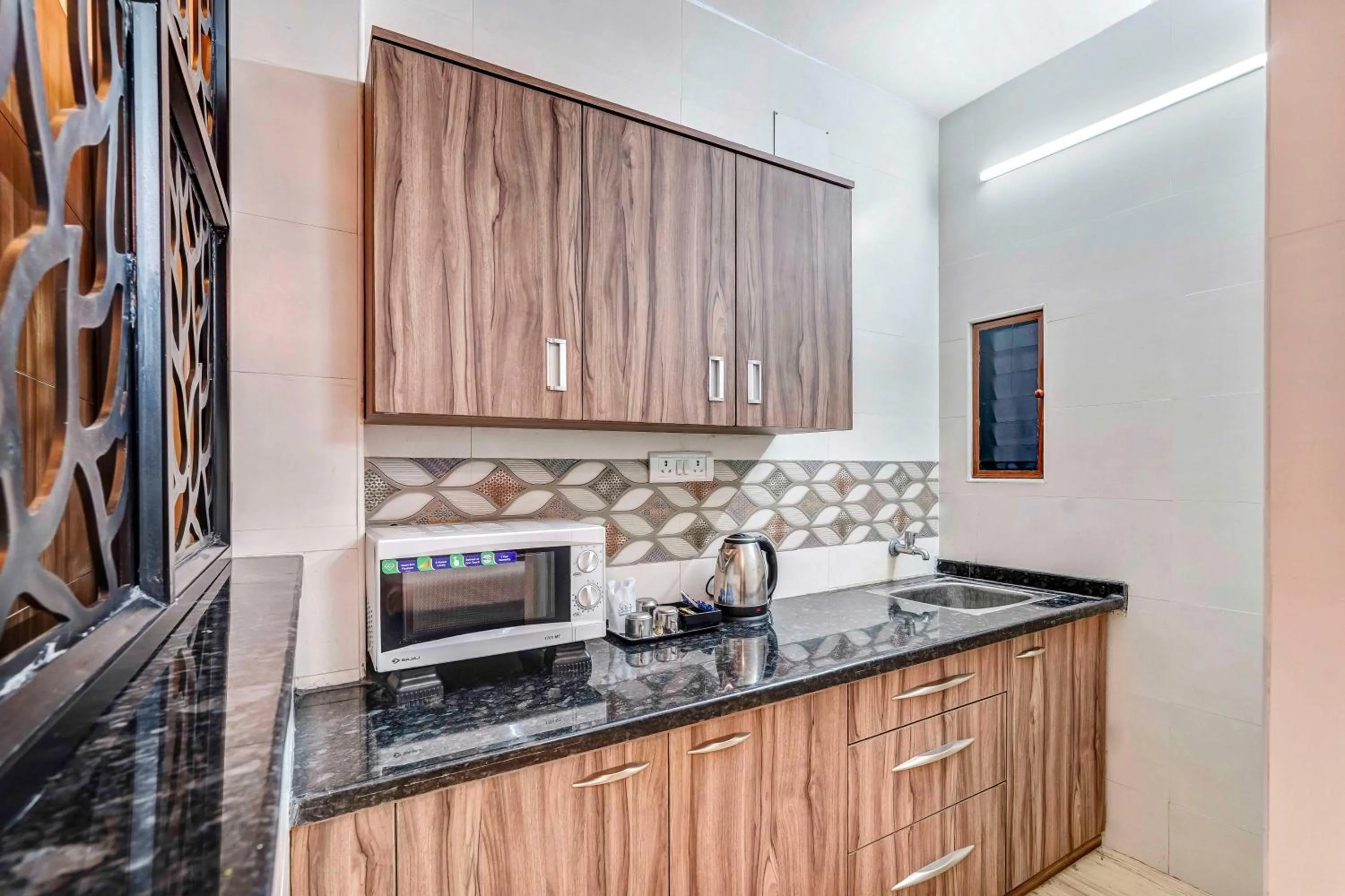 Kitchen or kitchenette in Season 4 Residences - Nungambakkam Near US consulate, Apollo Hospital, Shankar Nethralaya