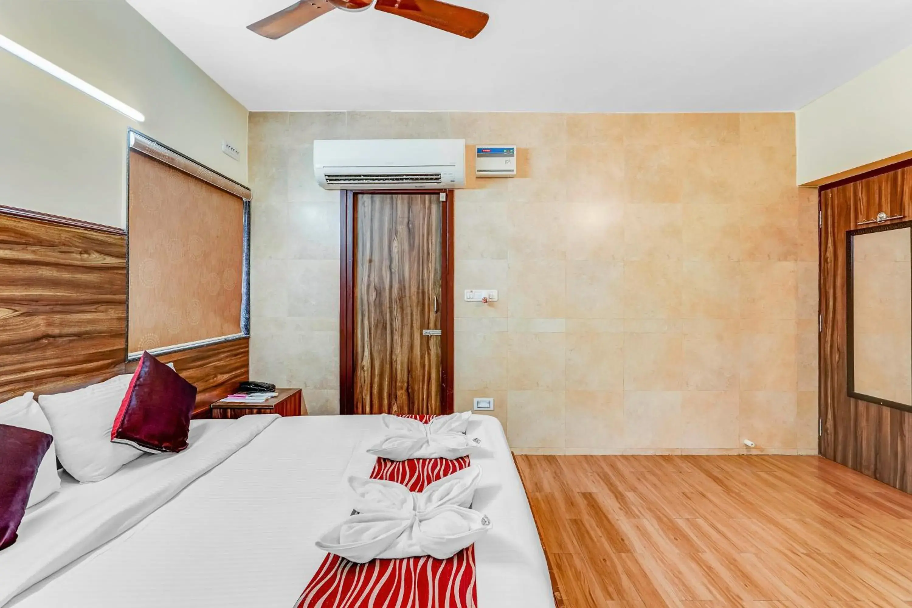 Bed in Season 4 Residences - Nungambakkam Near US consulate, Apollo Hospital, Shankar Nethralaya Bed in Season 4 Residences - Nungambakkam Near US consulate, Apollo Hospital, Shankar Nethralaya