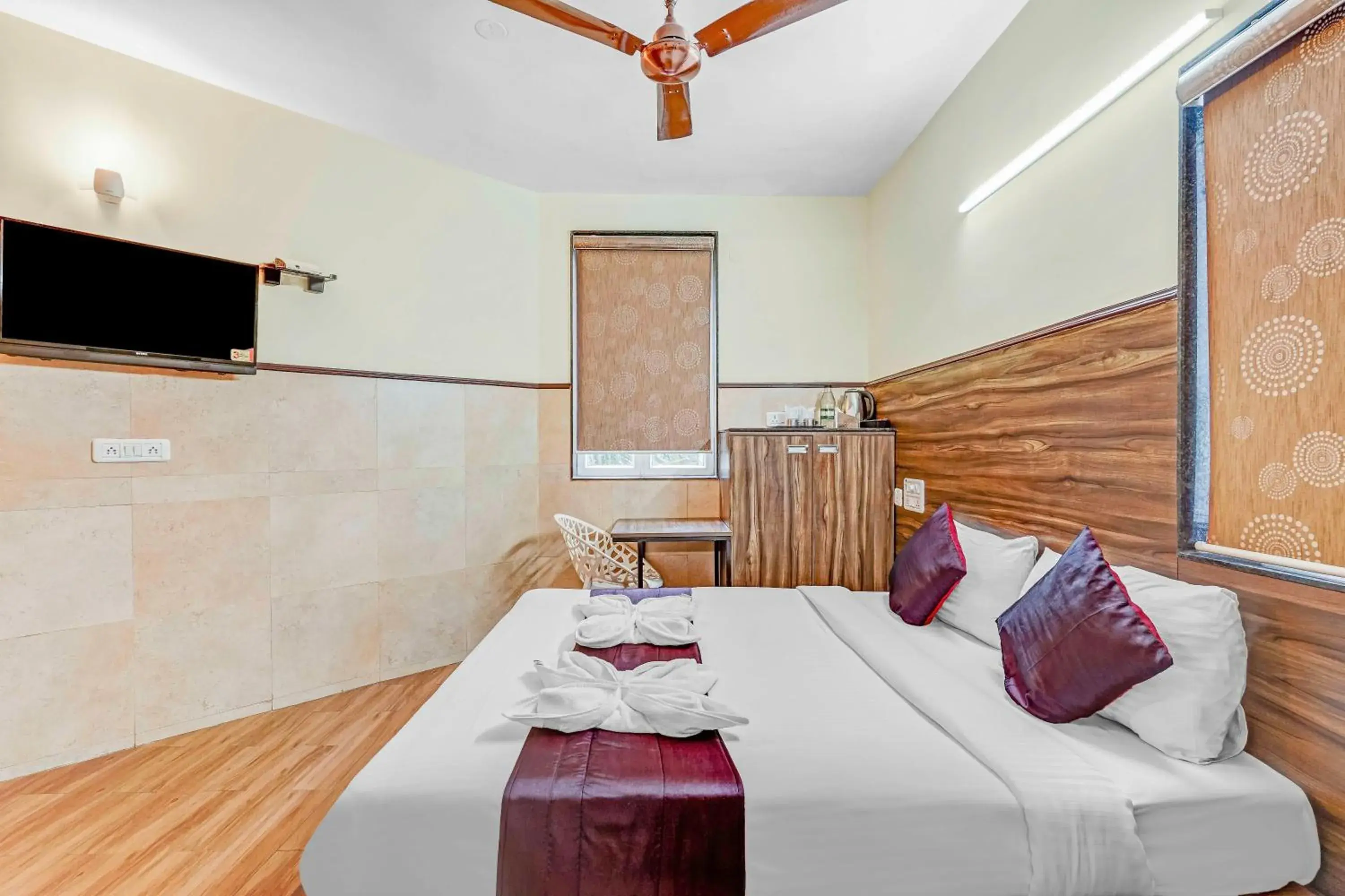 Bed in Season 4 Residences - Nungambakkam Near US consulate, Apollo Hospital, Shankar Nethralaya Bed in Season 4 Residences - Nungambakkam Near US consulate, Apollo Hospital, Shankar Nethralaya