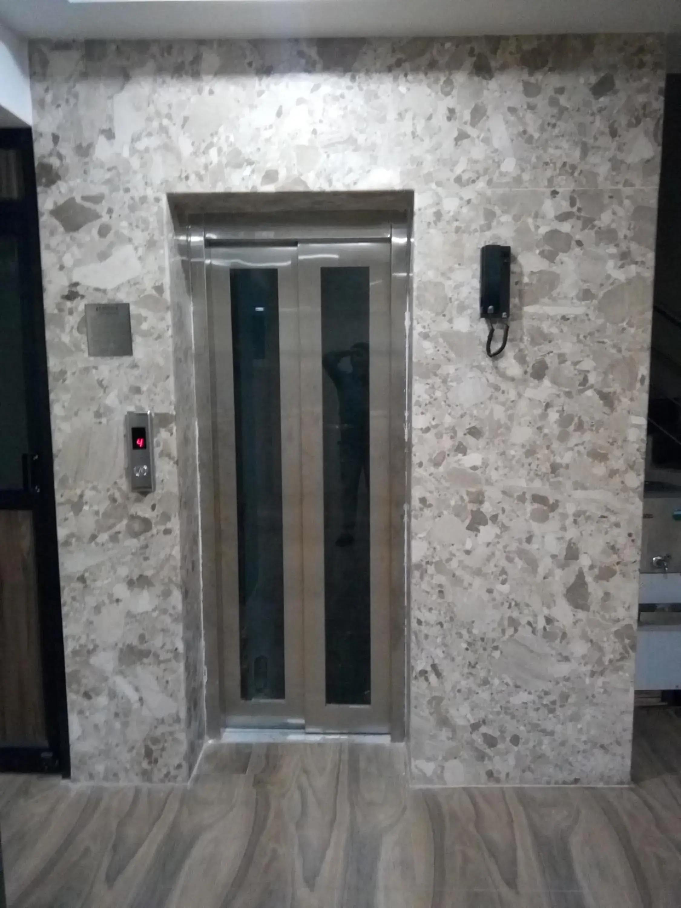 Facade/entrance in Season 4 Residences - Nungambakkam Near US consulate, Apollo Hospital, Shankar Nethralaya Facade/entrance in Season 4 Residences - Nungambakkam Near US consulate, Apollo Hospital, Shankar Nethralaya