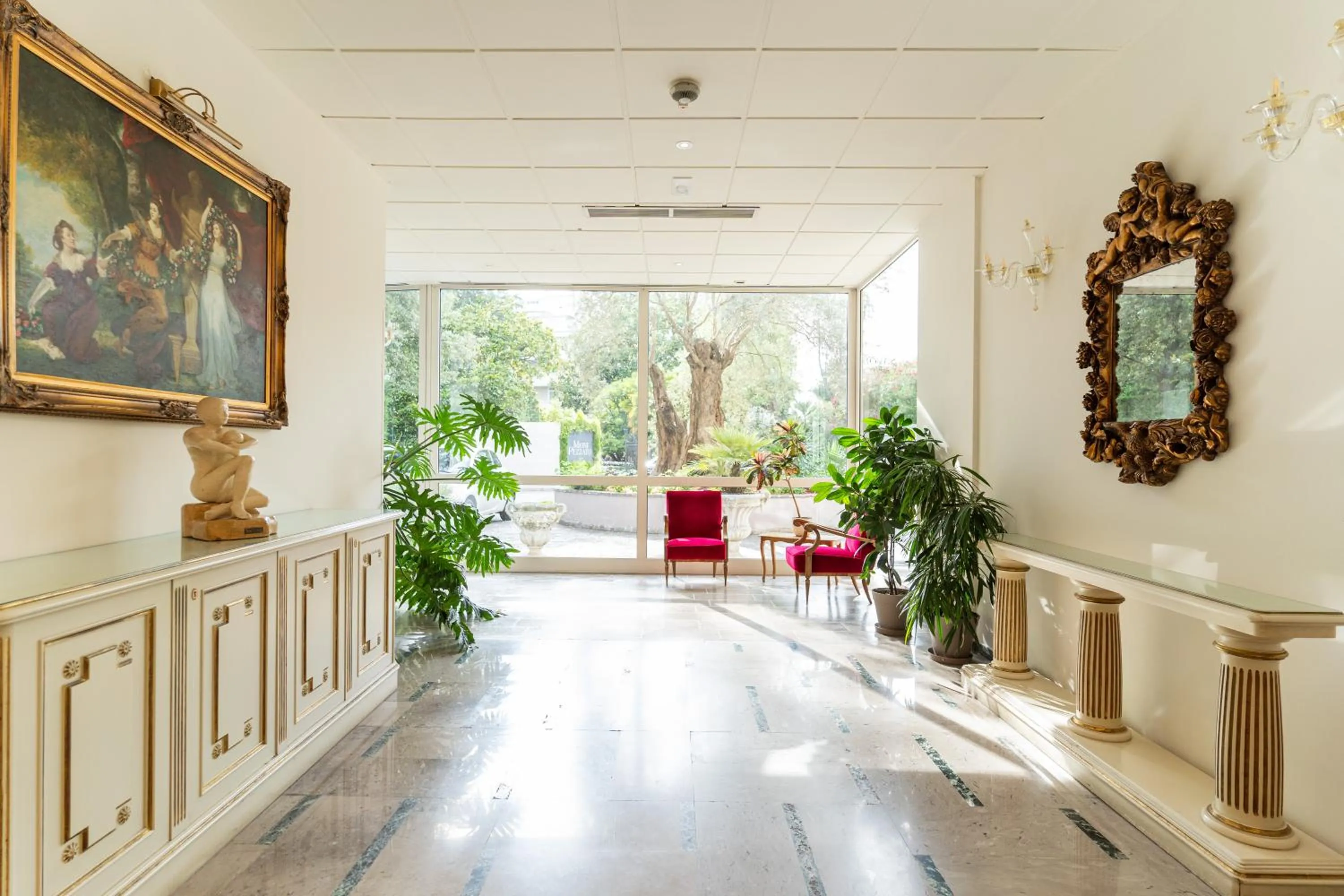 Lobby or reception in Hotel Terme Helvetia