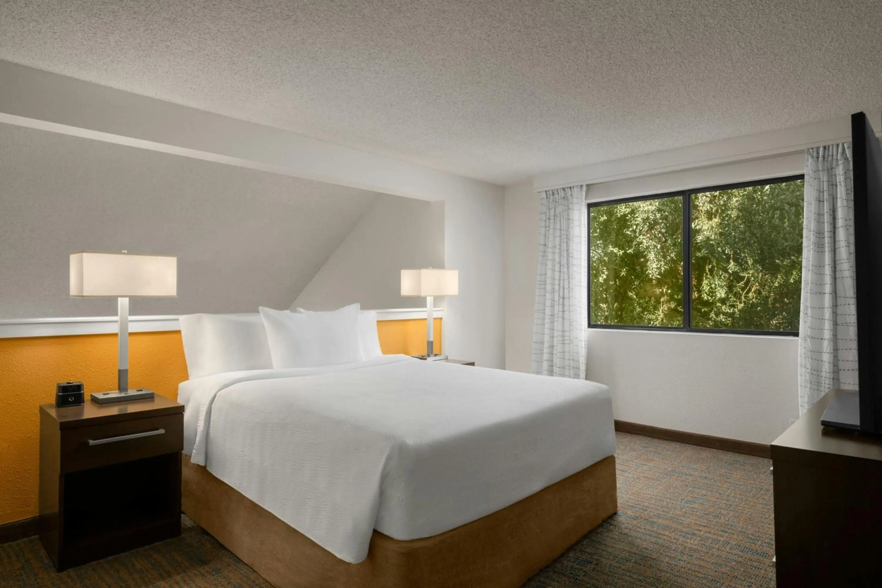 Photo of the whole room, Bed in Residence Inn by Marriott Boise Downtown/University