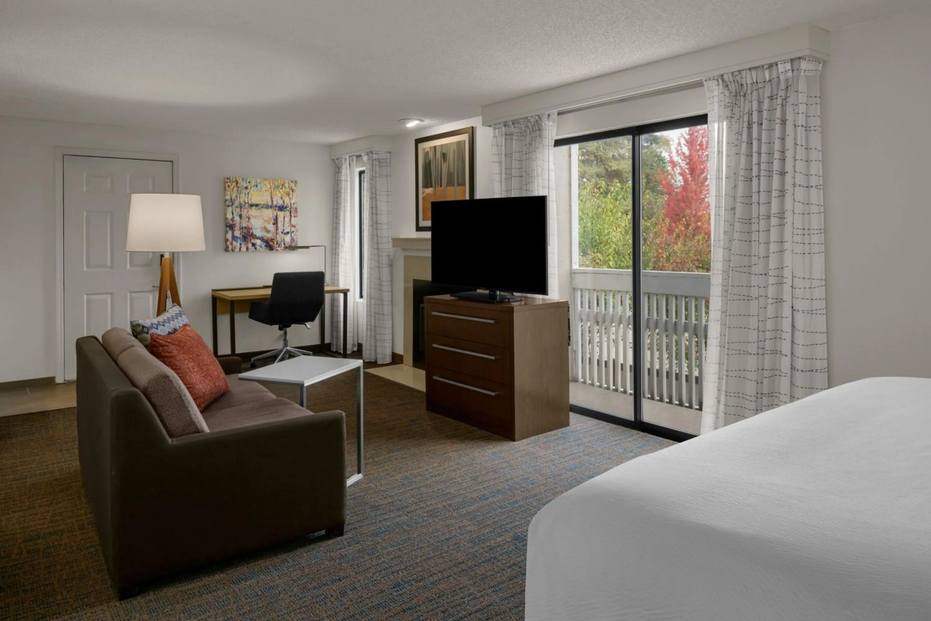 Living room, Bed in Residence Inn by Marriott Boise Downtown/University