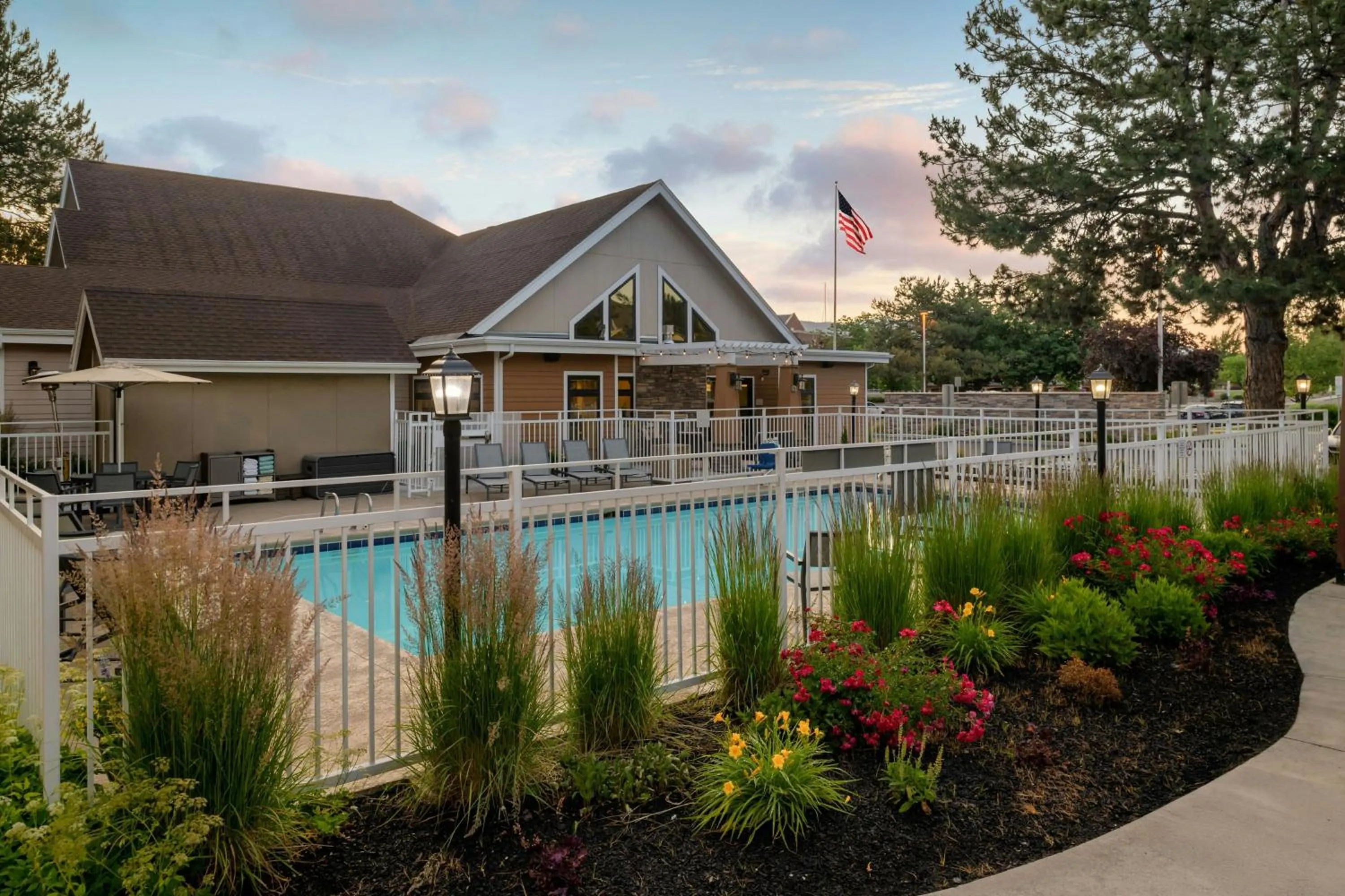Swimming pool in Residence Inn by Marriott Boise Downtown/University
