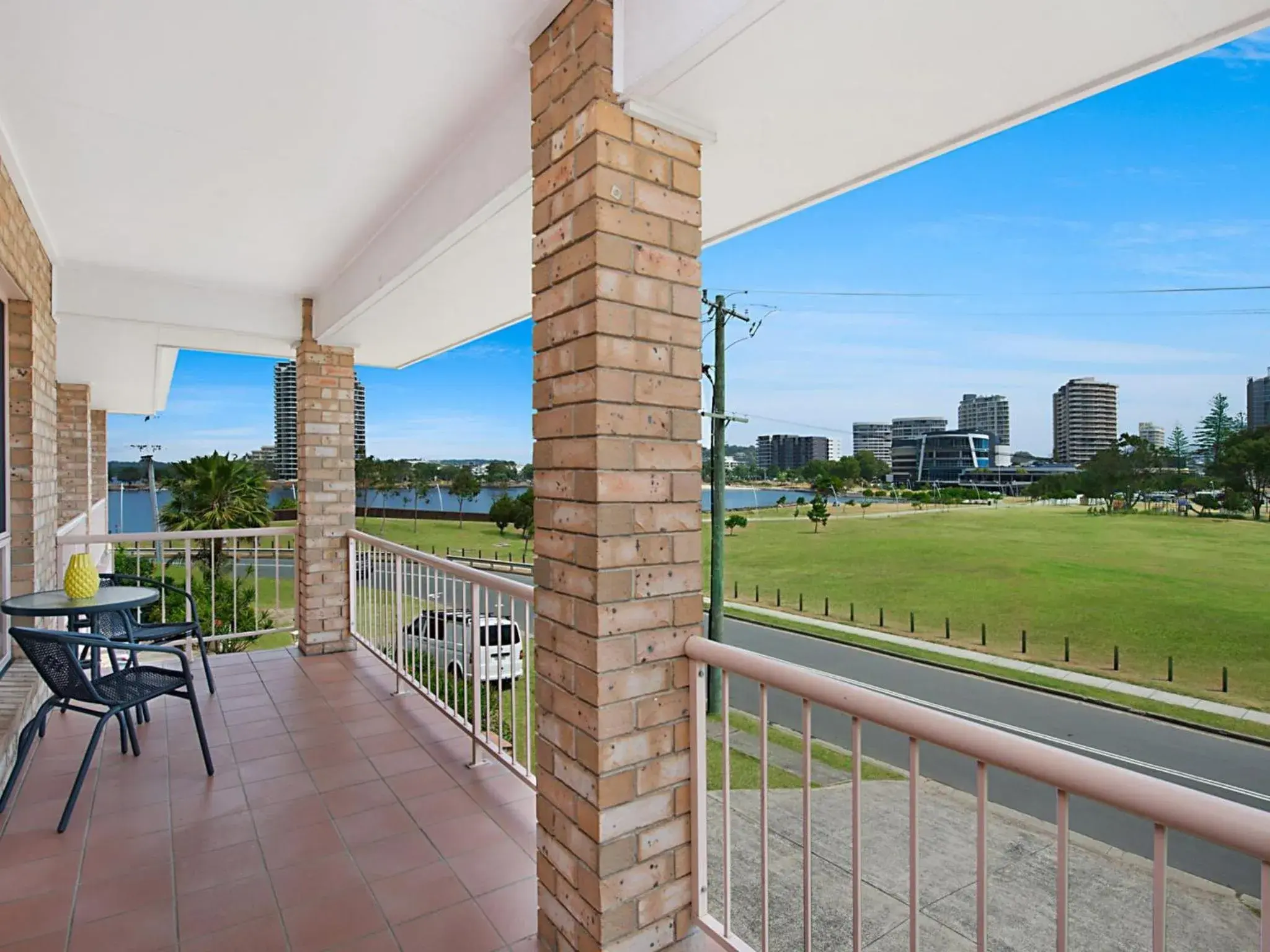 Tumut Unit 2 - Balcony with Tweed Harbour Views Tumut Unit 2 - Balcony with Tweed Harbour Views