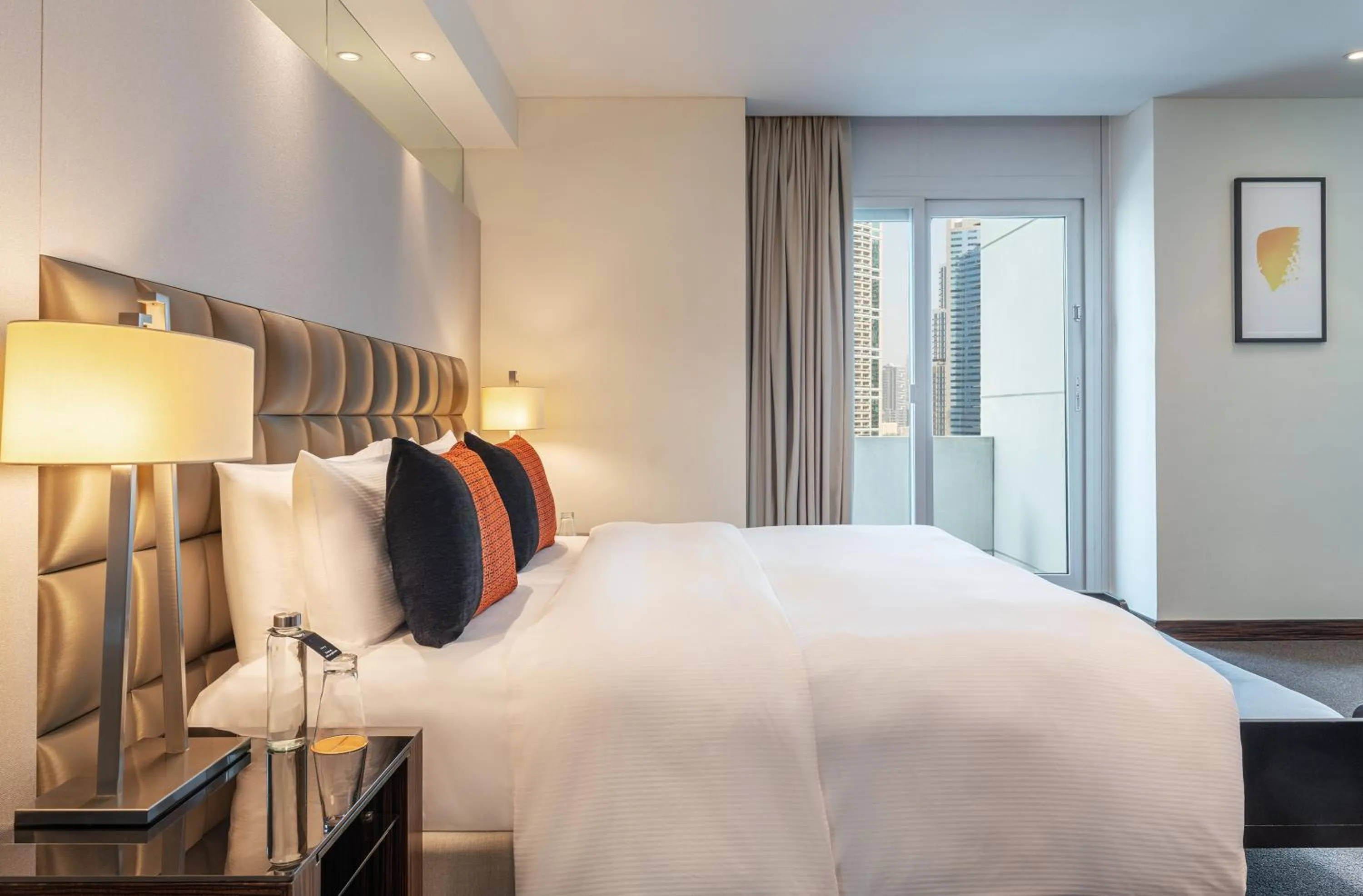 Bed in voco - Bonnington Dubai by IHG