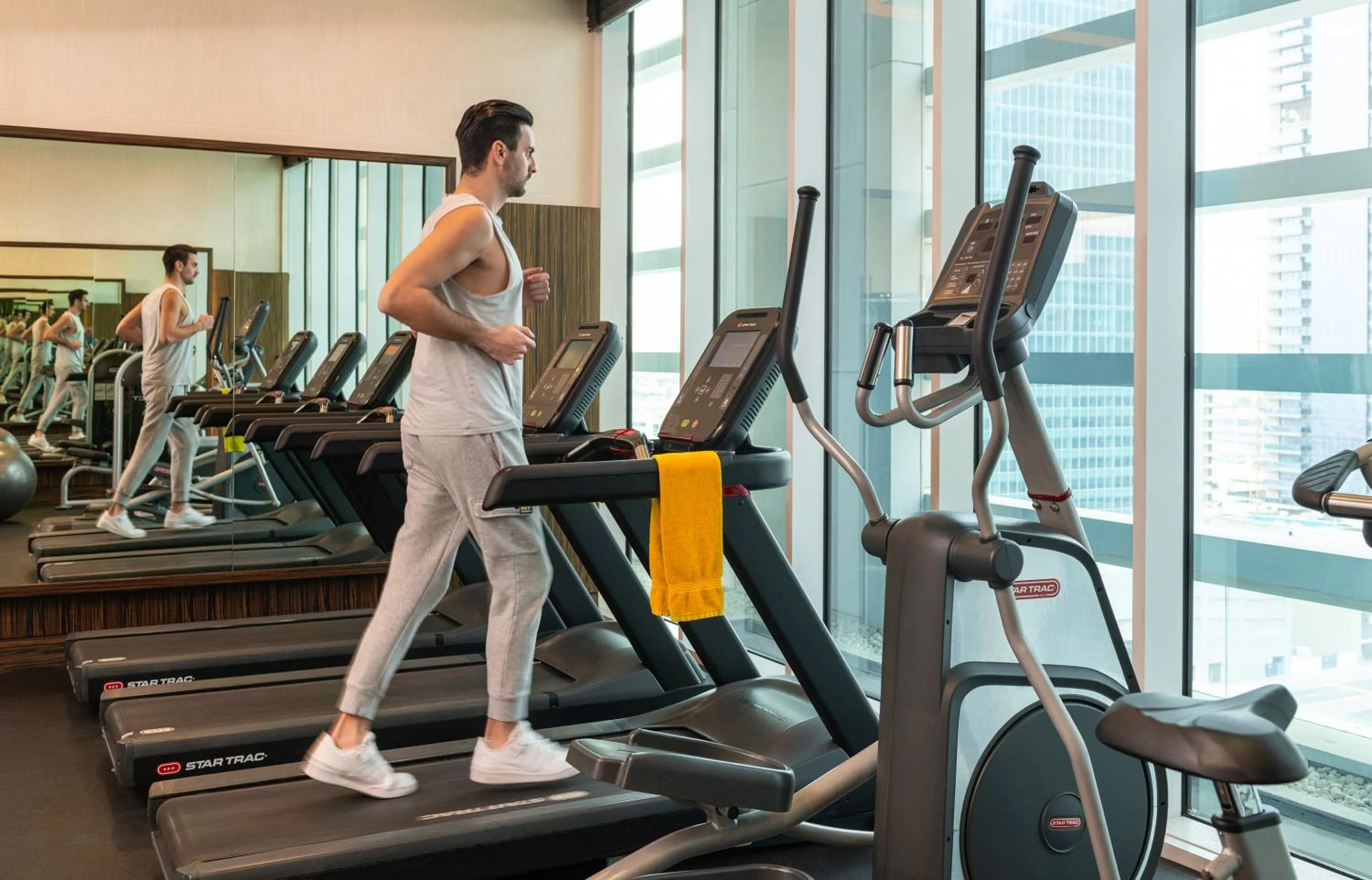 Fitness centre/facilities in voco - Bonnington Dubai by IHG