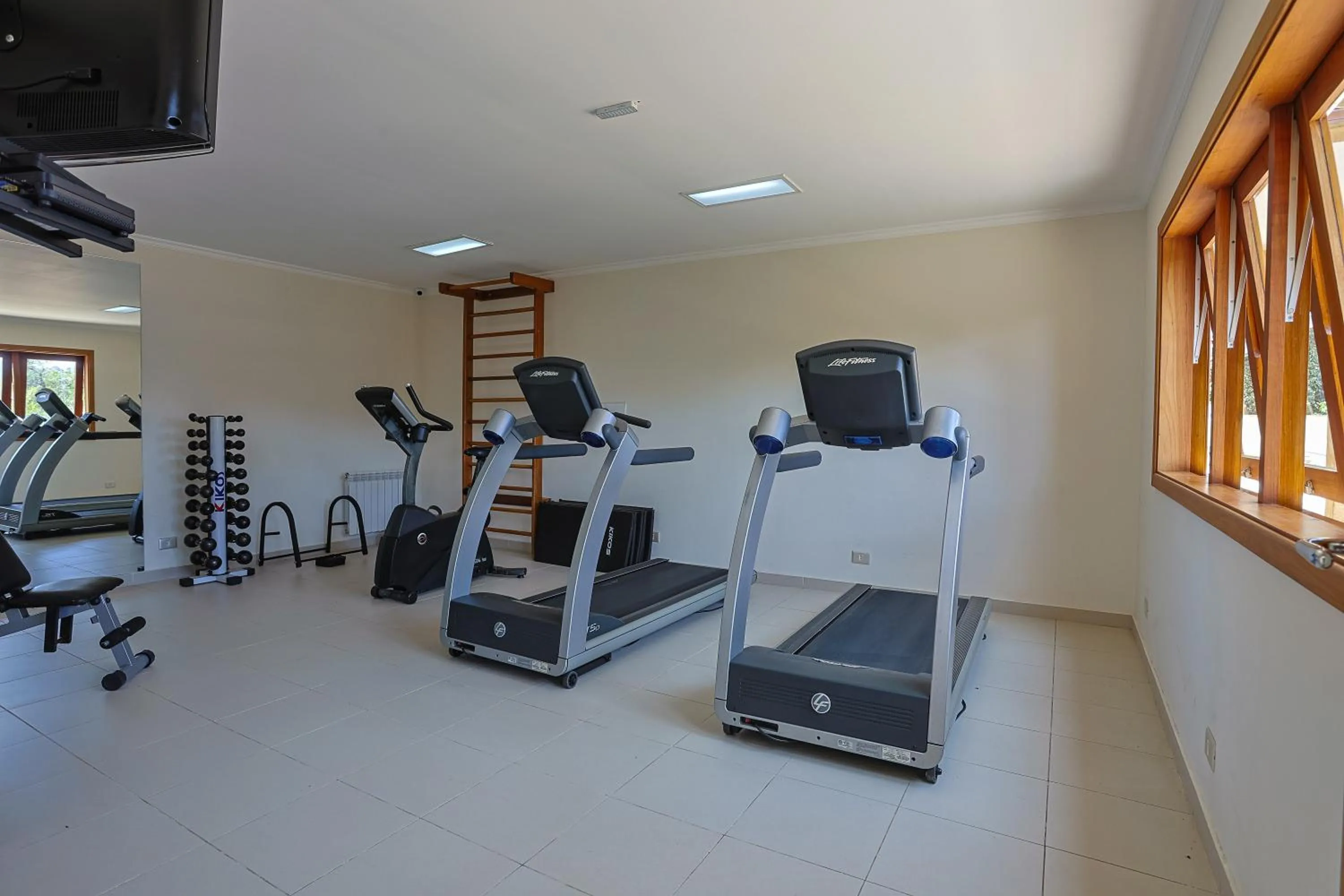 Fitness centre/facilities in Hotel Le Renard - Campos do Jordao