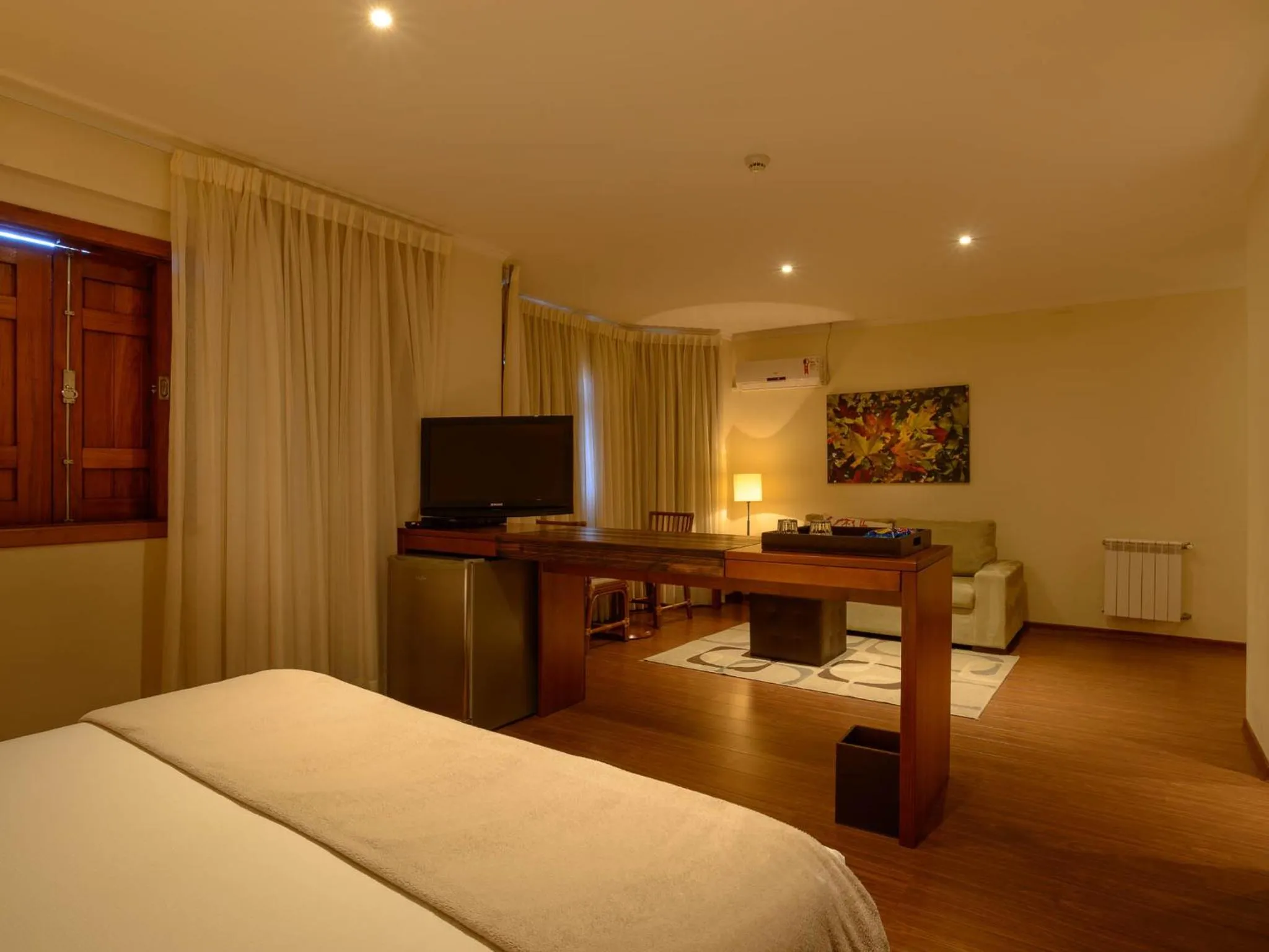 Bedroom, Bed in Hotel Le Renard - Campos do Jordao