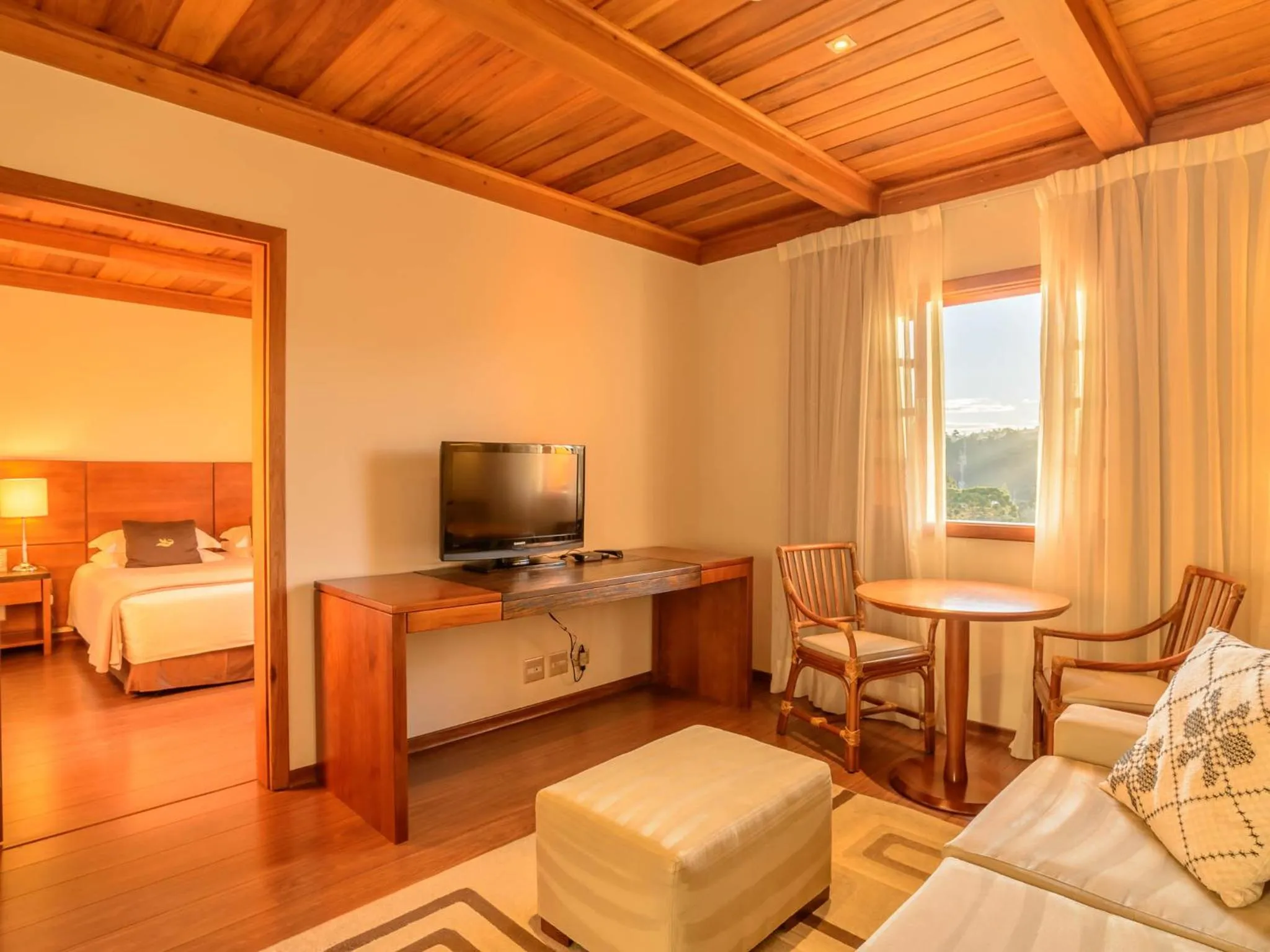 Bedroom, Bed in Hotel Le Renard - Campos do Jordao