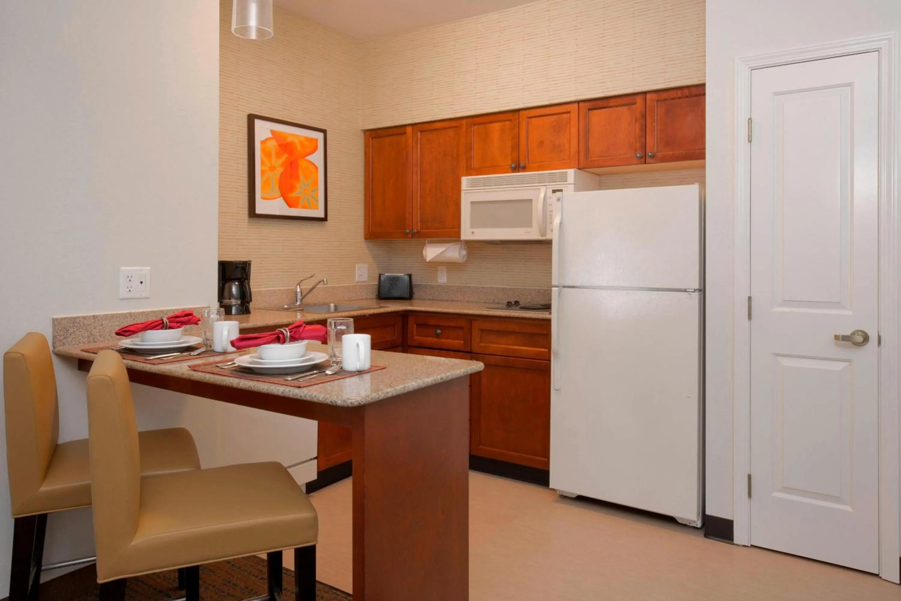 Kitchen or kitchenette in Residence Inn Boise West