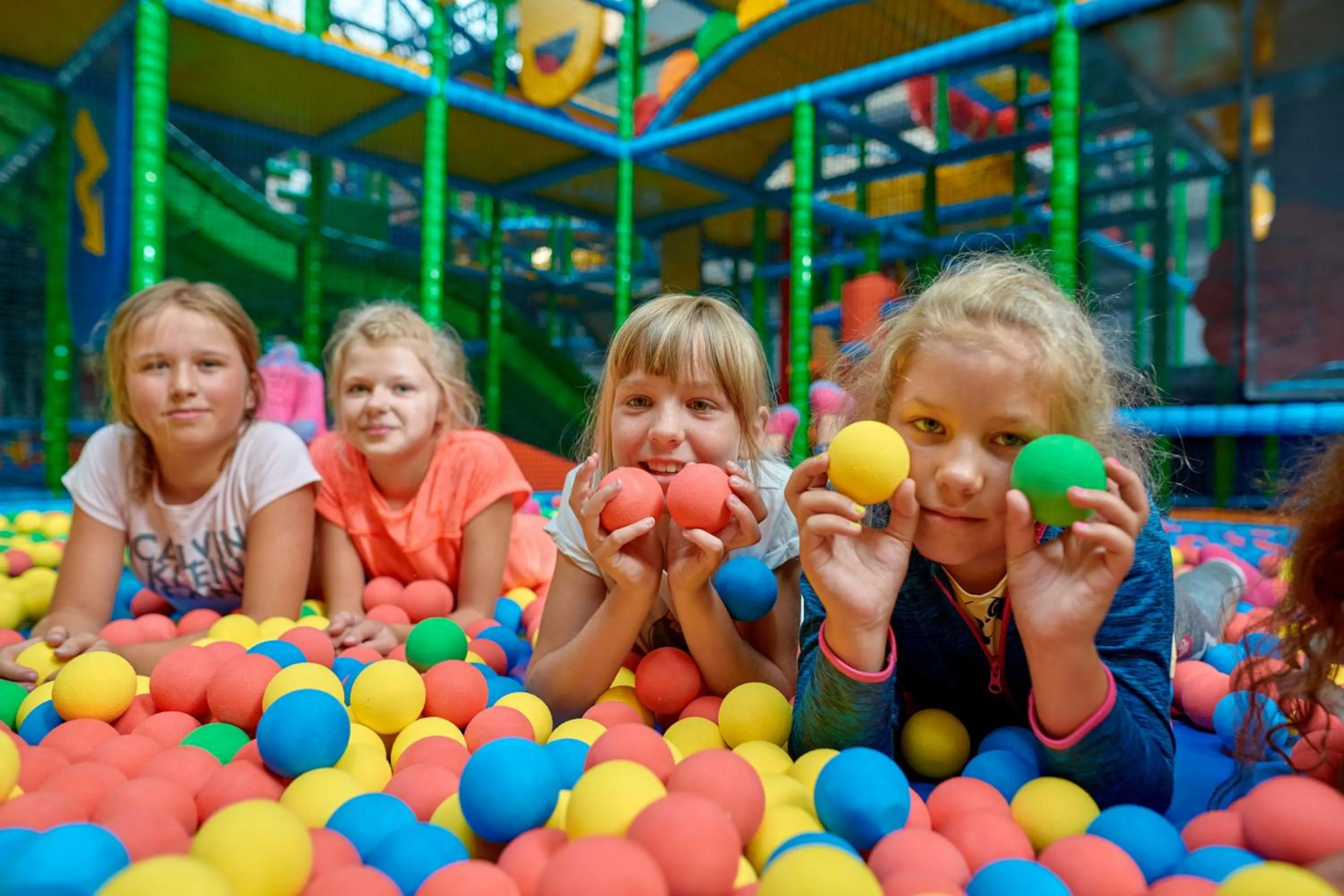 Children play ground in Stacja Nowa Gdynia Bed & Breakfast Aquapark