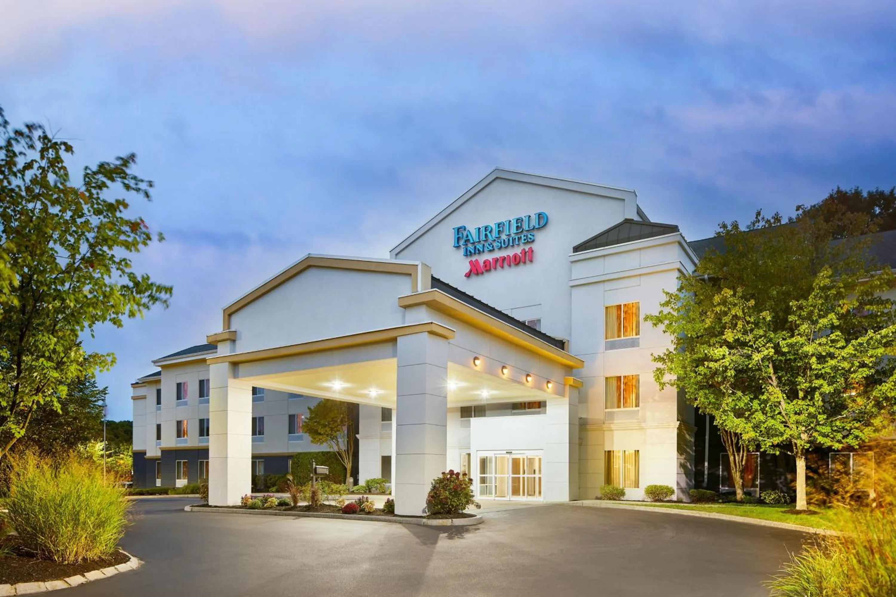 Property building in Fairfield Inn & Suites Worcester Auburn