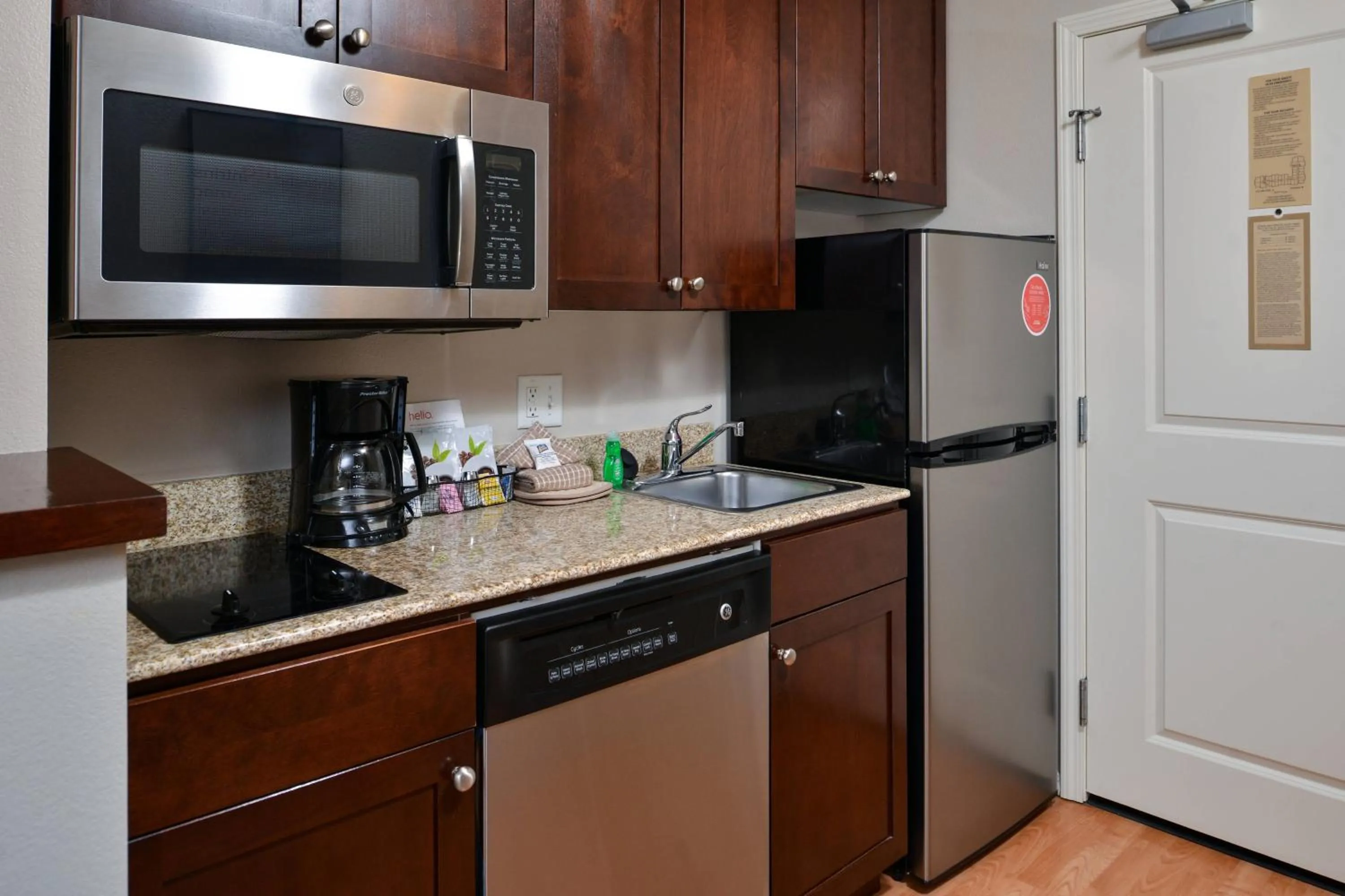Kitchen or kitchenette in TownePlace Suites by Marriott Boise Downtown/University