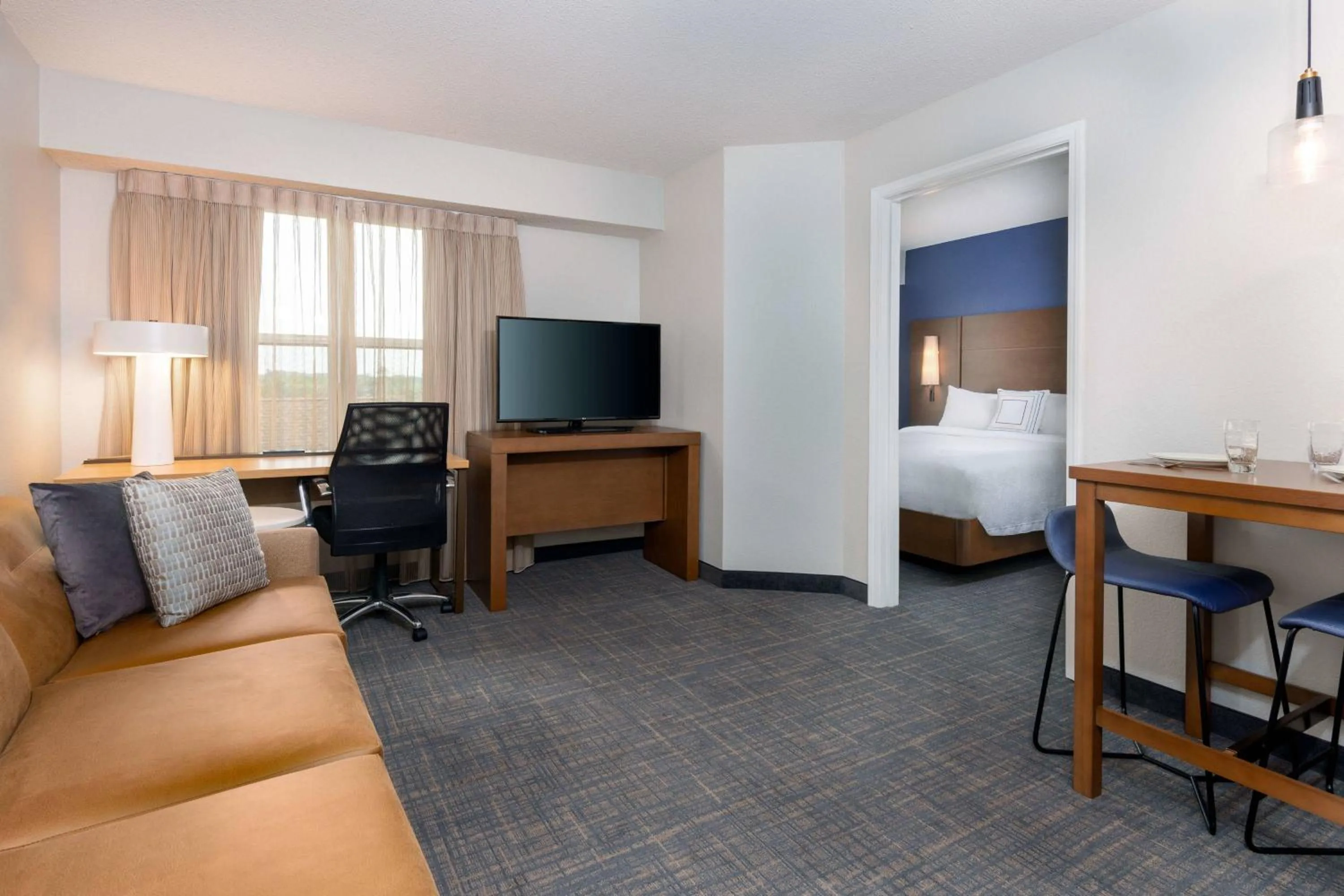 Living room in Residence Inn by Marriott Boston Brockton/Easton