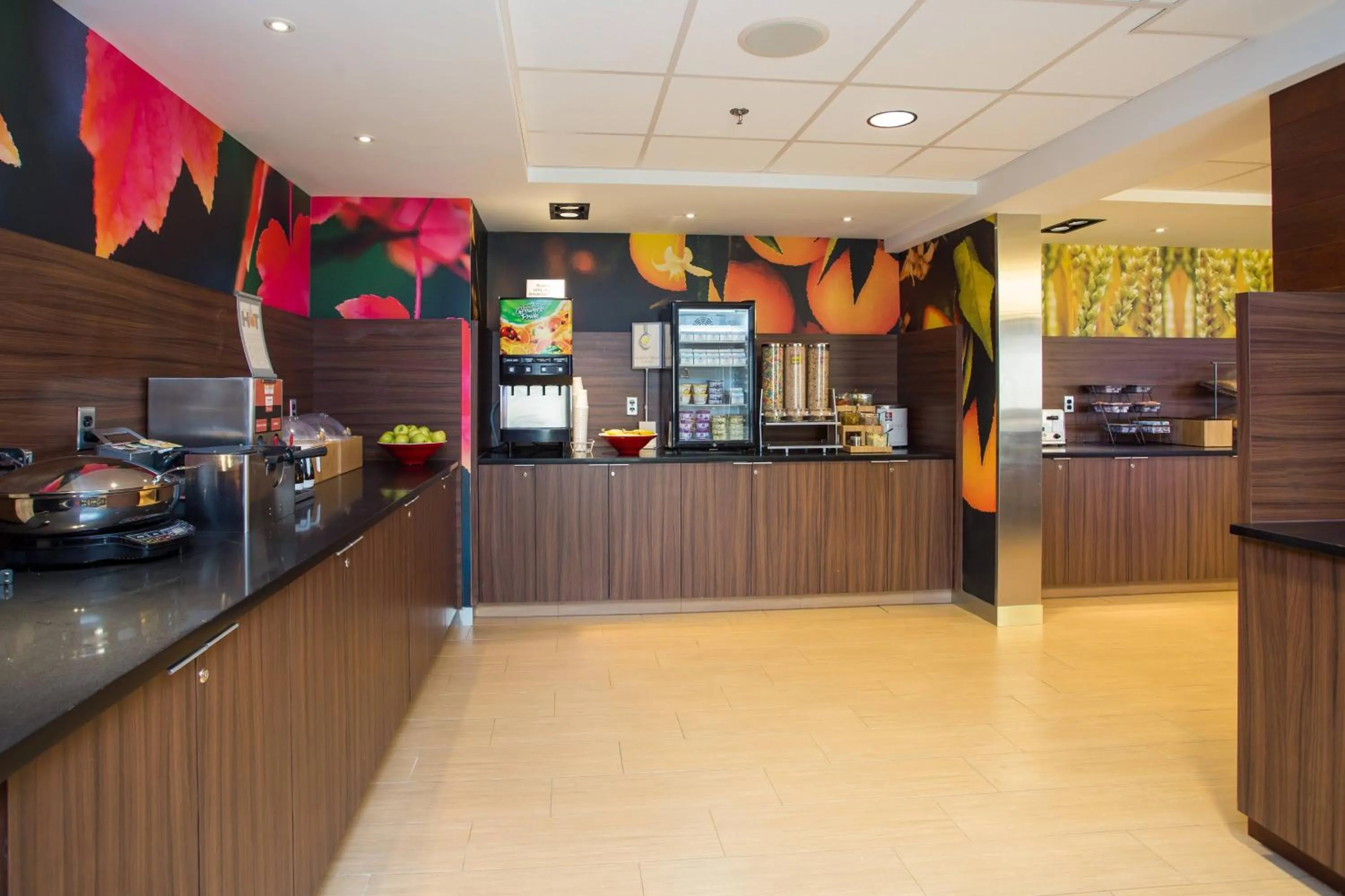 Breakfast in Fairfield by Marriott Inn & Suites Raynham Middleborough/Plymouth