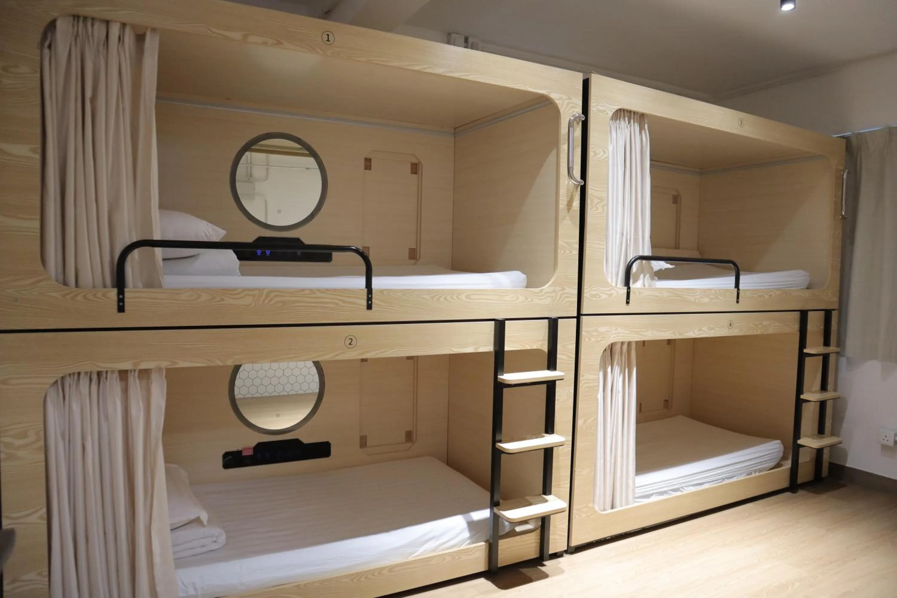 Bed in Tong Luo Wan Hostel