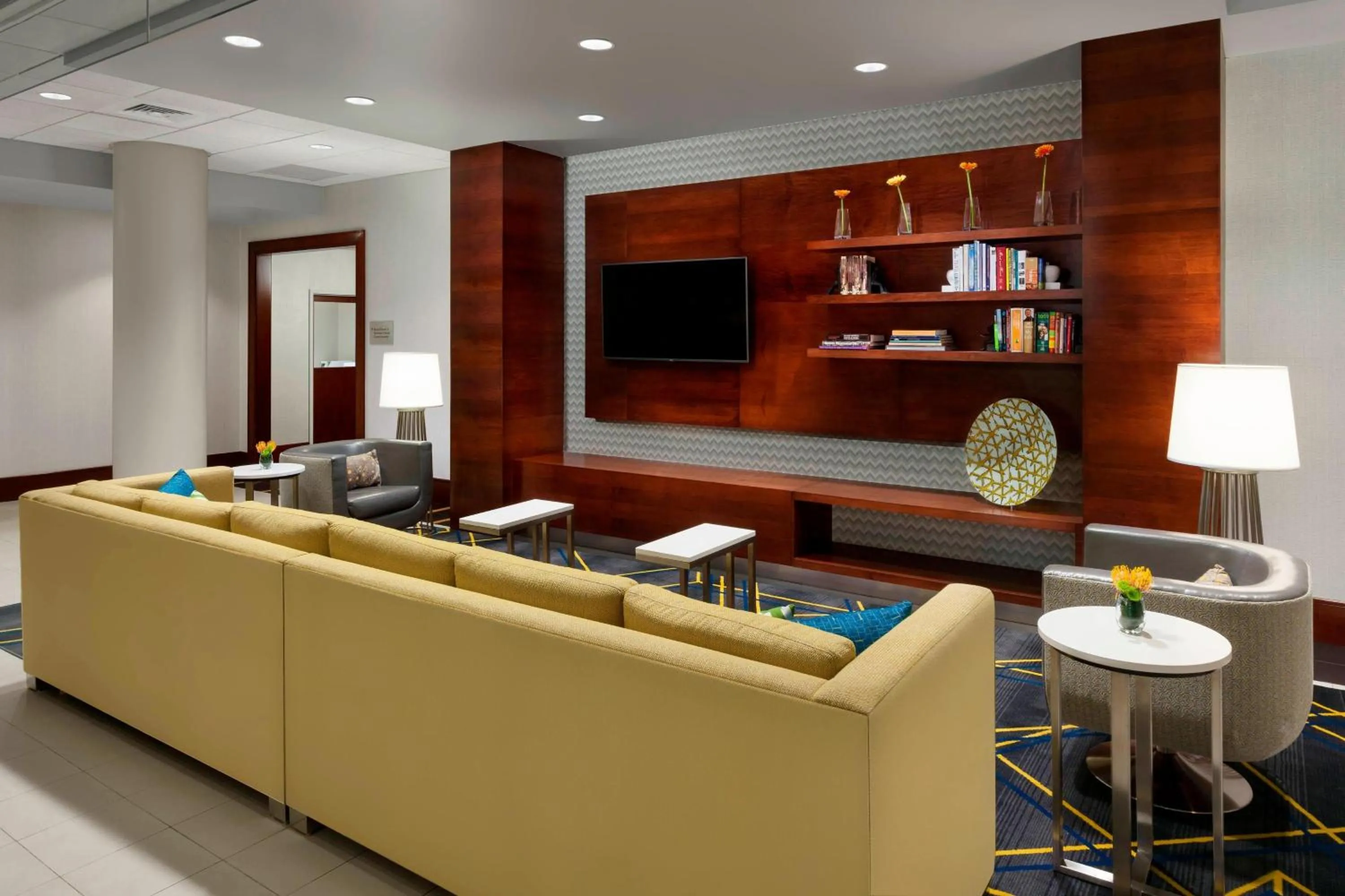 Lobby or reception in Courtyard by Marriott Boston Cambridge