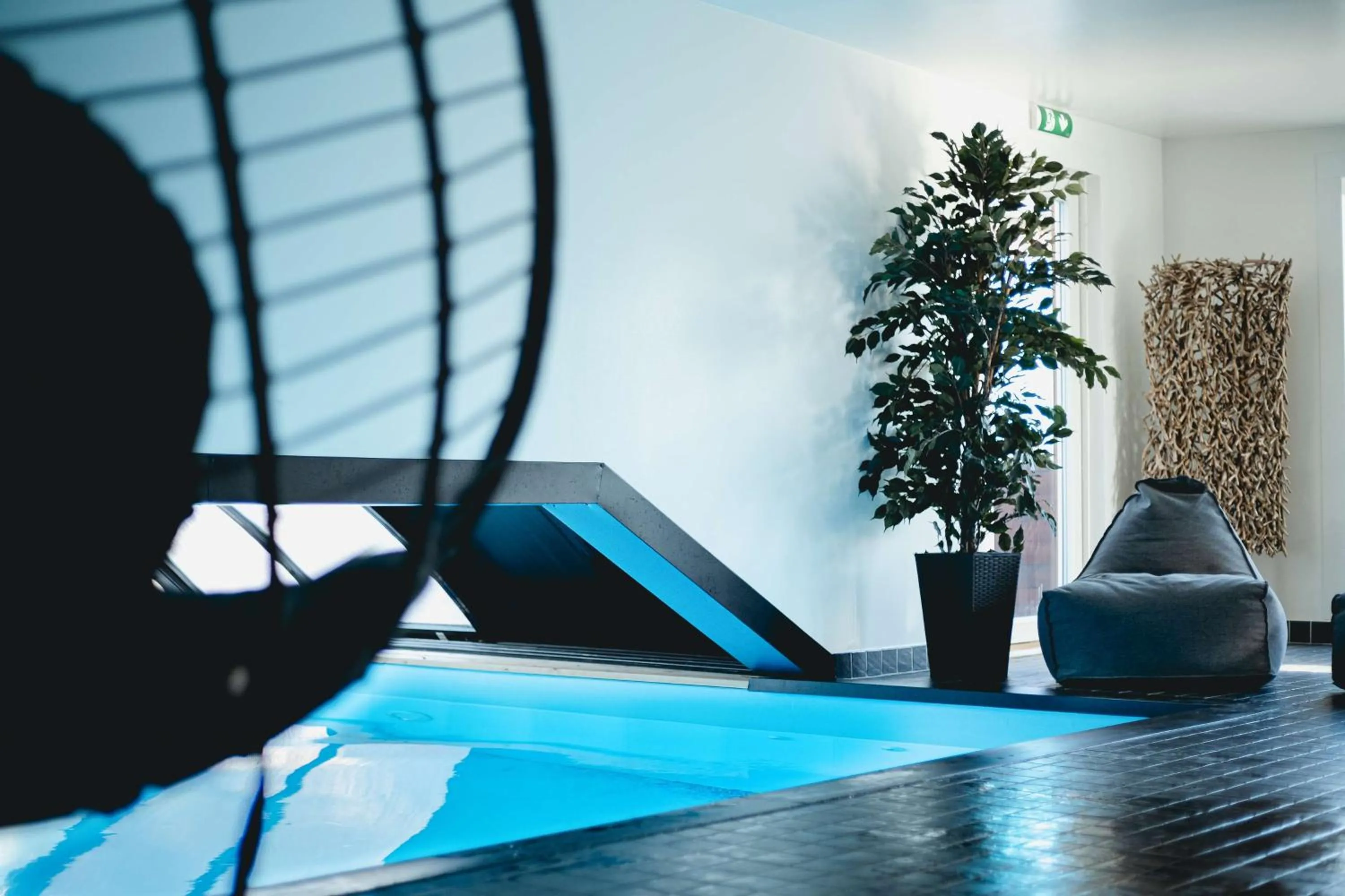 Pool view in Best Western Hotel Arctic Eden