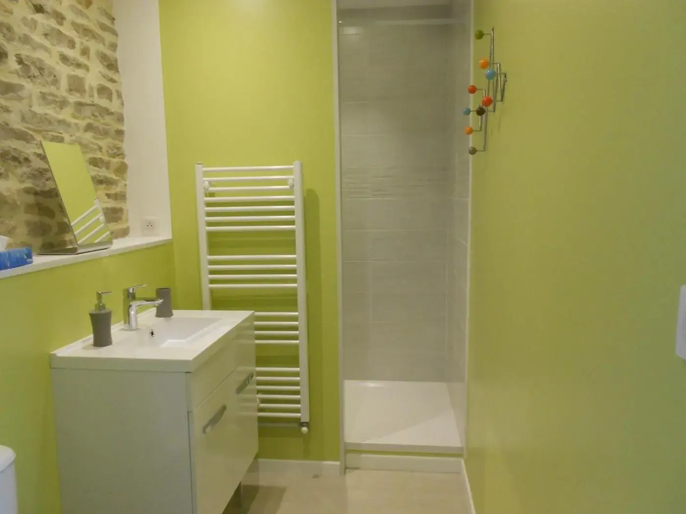 Double Room with Private Bathroom in Litdevin Double Room with Private Bathroom in Litdevin