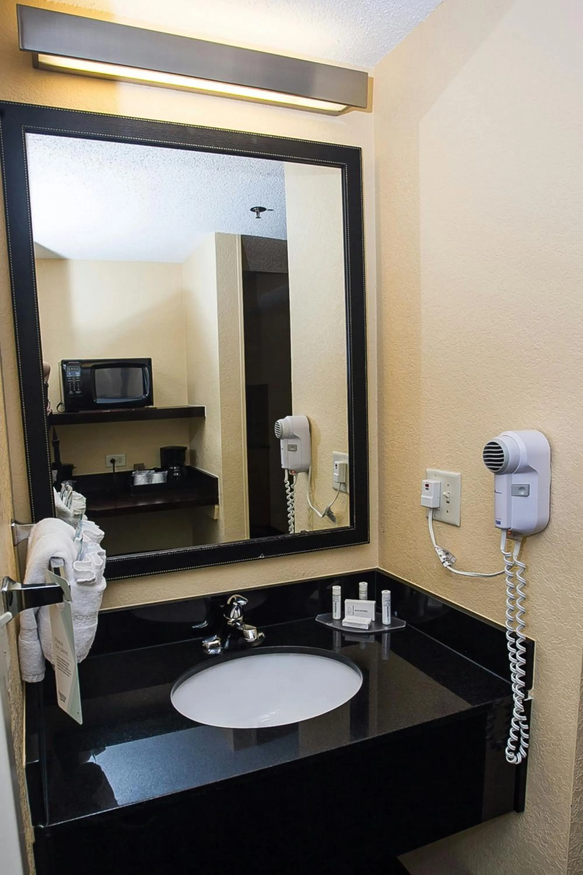 Bathroom in Fairfield Inn & Suites by Marriott Boston Milford