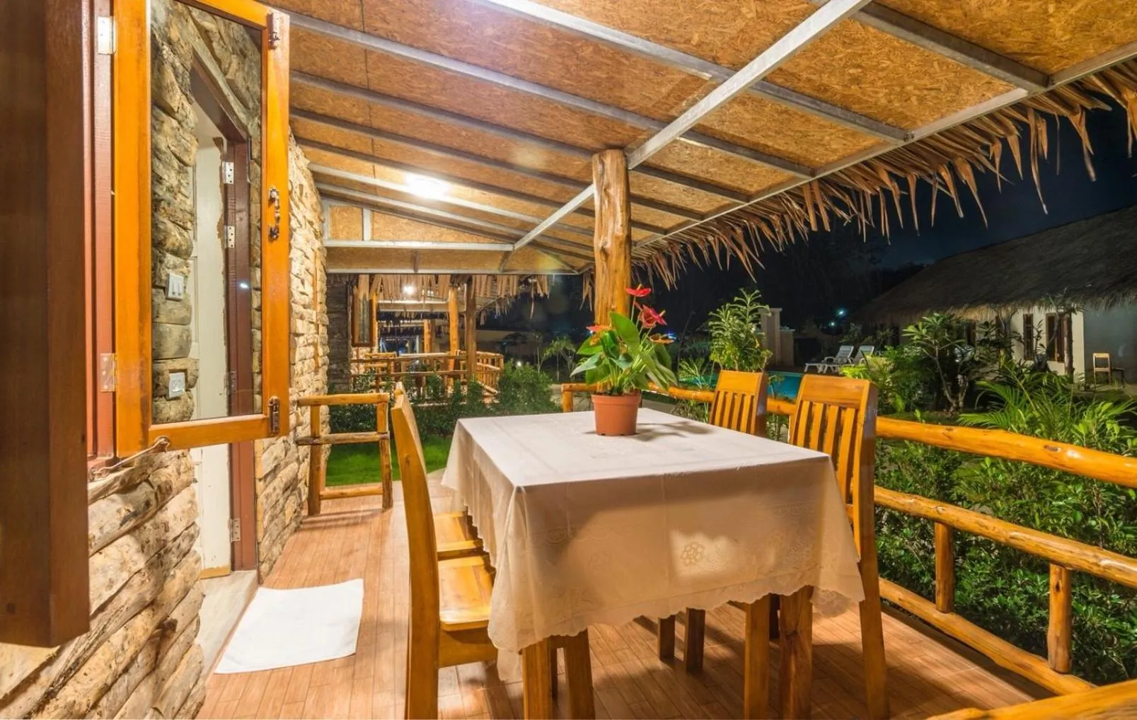 Balcony/Terrace in Pinthong Aonang Villa