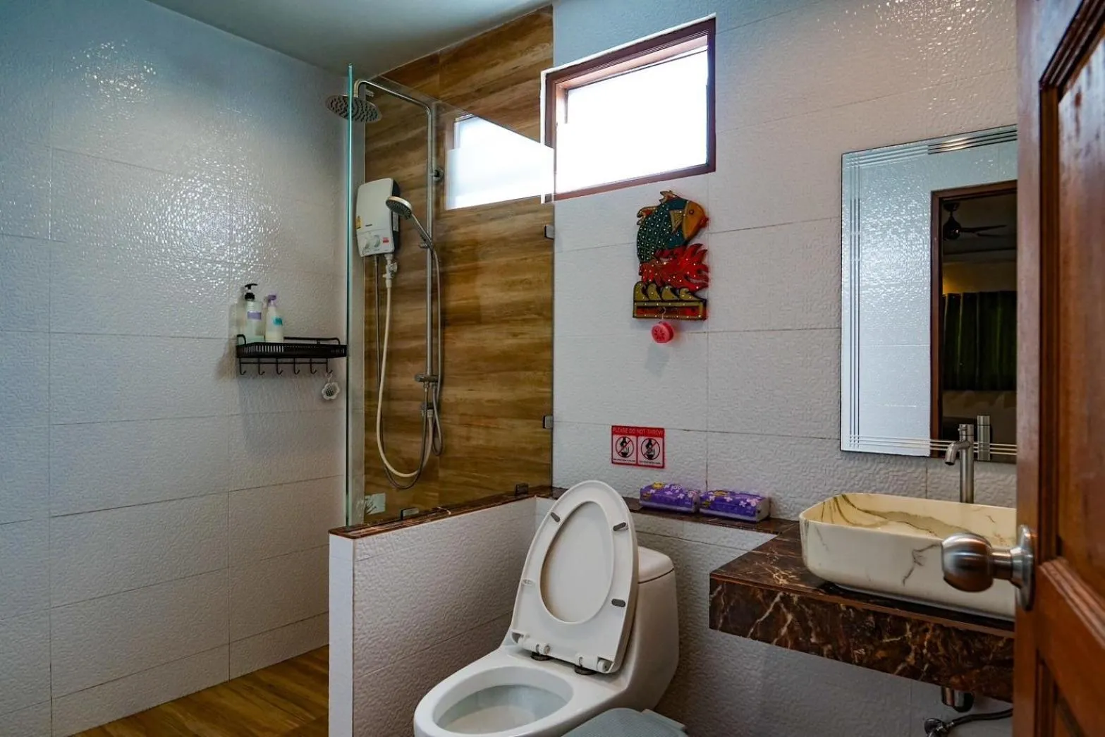 Shower in Pinthong Aonang Villa