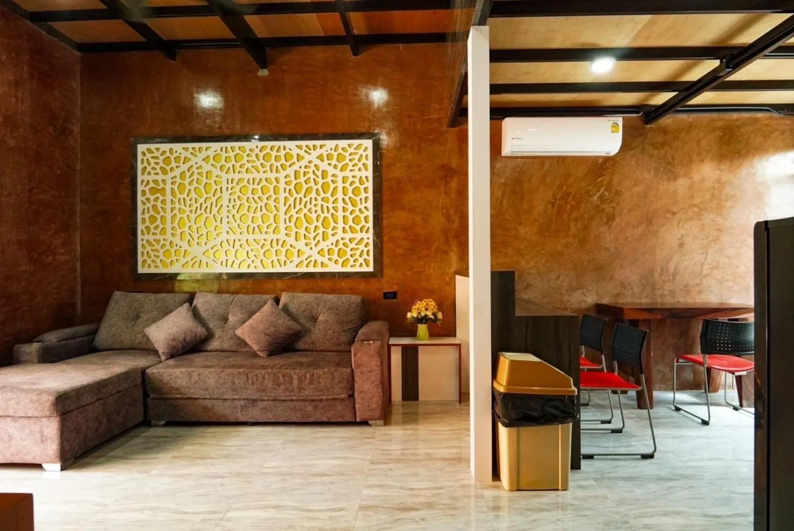 Living room in Pinthong Aonang Villa